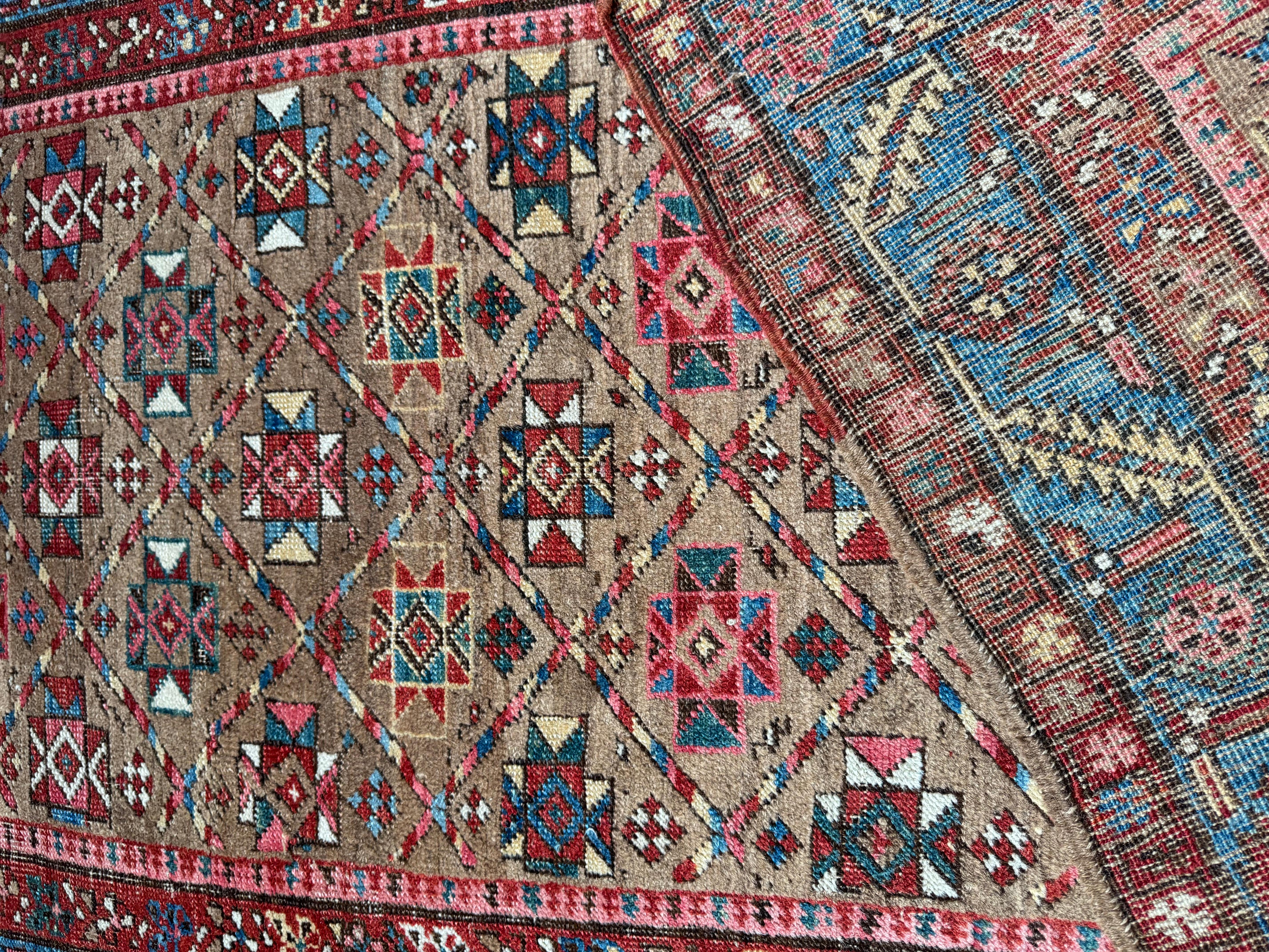 Antiker Bakhshayesh-Läufer aus Bakhshayesh mit komplizierten persischen geometrischen Mustern 13'5