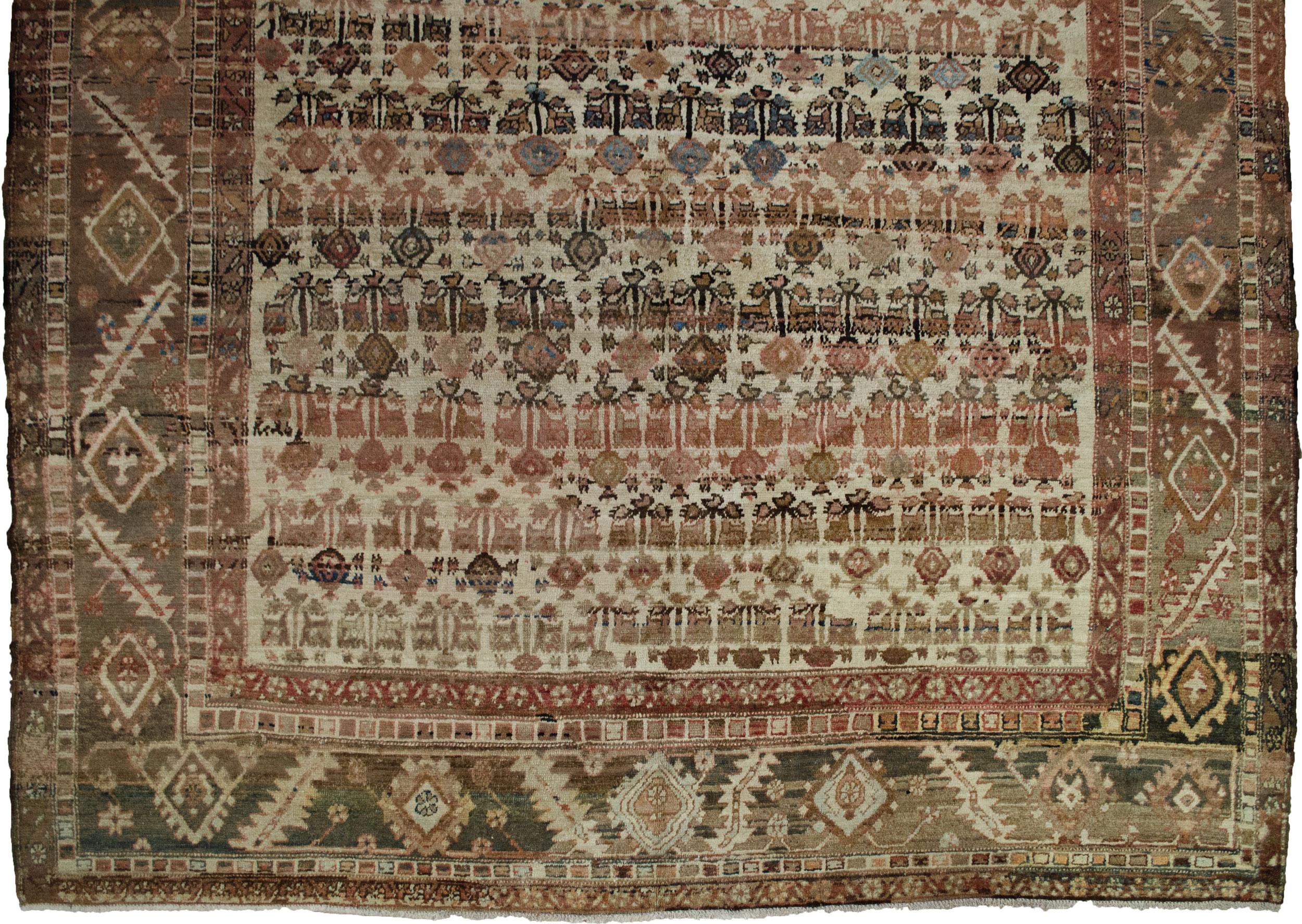 Antiker Bakhshaysh-Teppich 349x268cm im Zustand „Gut“ im Angebot in Henley-on-Thames, Oxfordshire