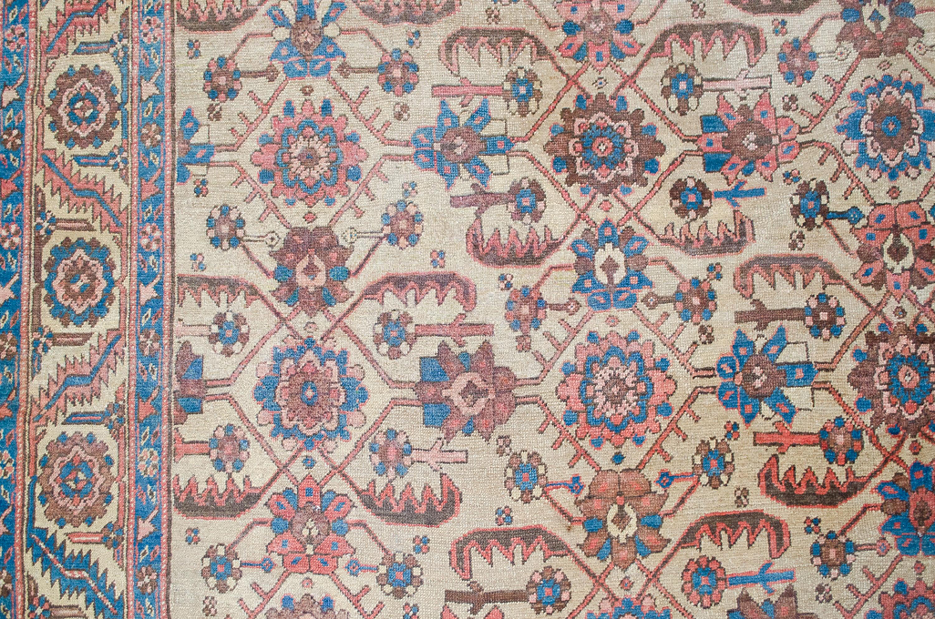 Antiker Bakhshaysh-Teppich 352x300cm (Wolle) im Angebot
