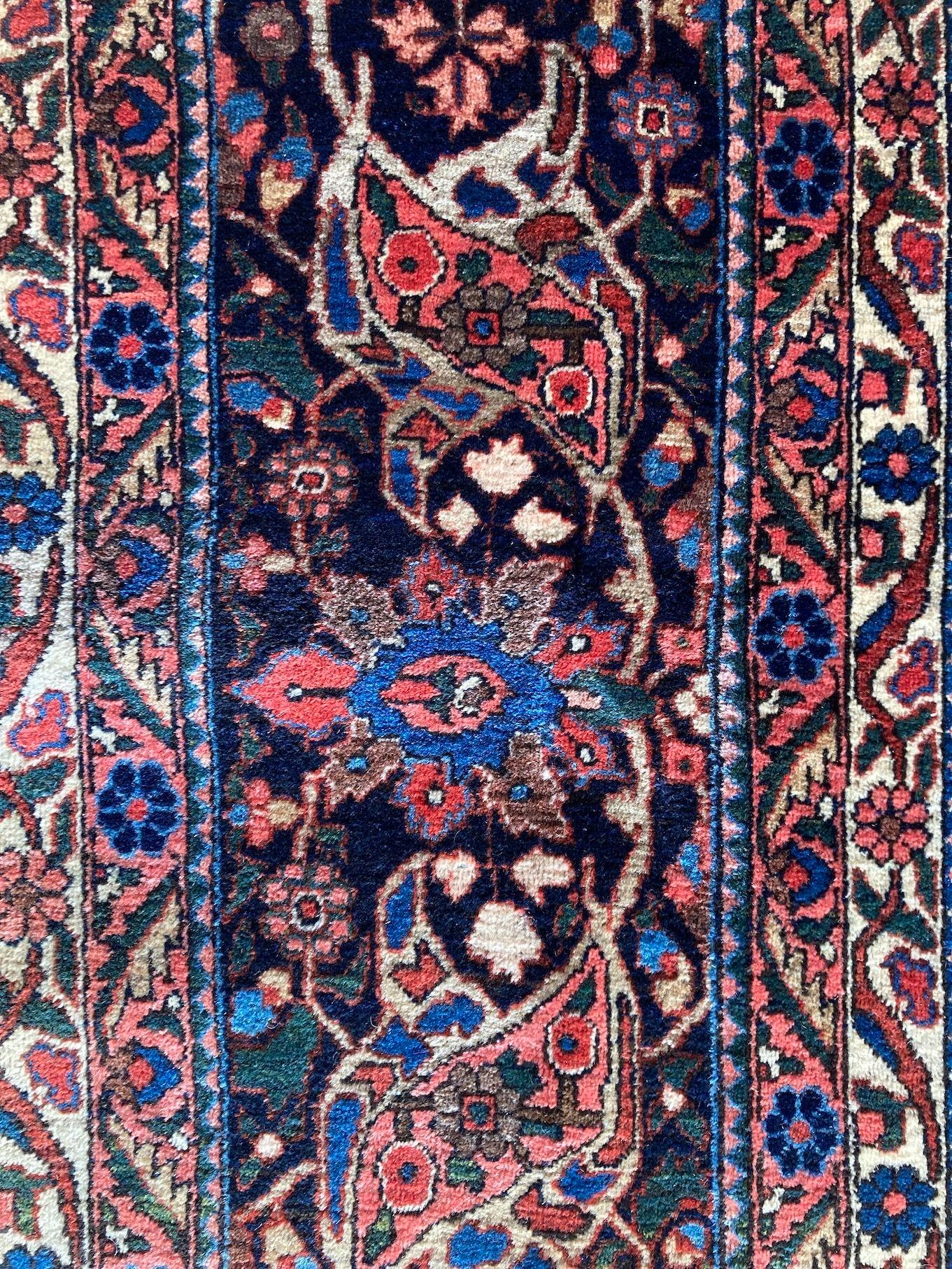 Antiker Bakhtiar-Teppich 4,33 m x 3,06 m im Angebot 10