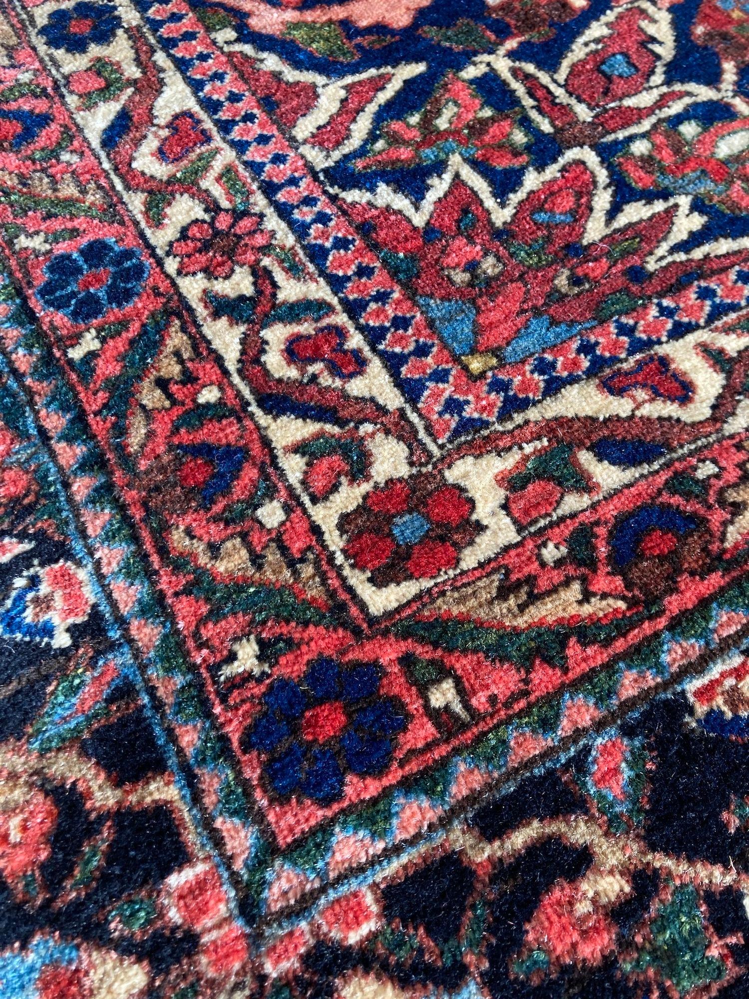 Antiker Bakhtiar-Teppich 4,33 m x 3,06 m im Angebot 4