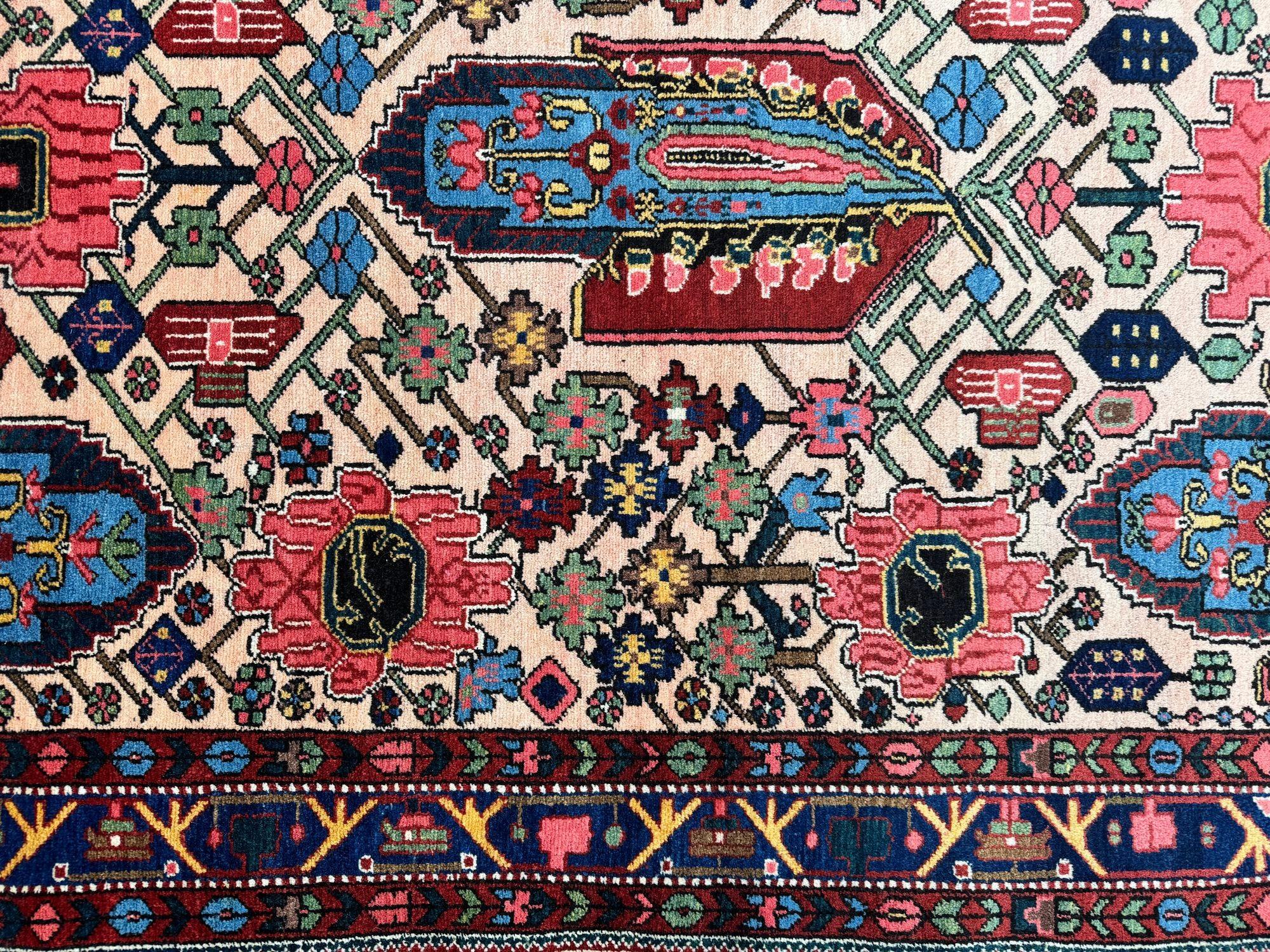 Tappeto antico Bakhtiar 2,08m x 1,43m in vendita 8