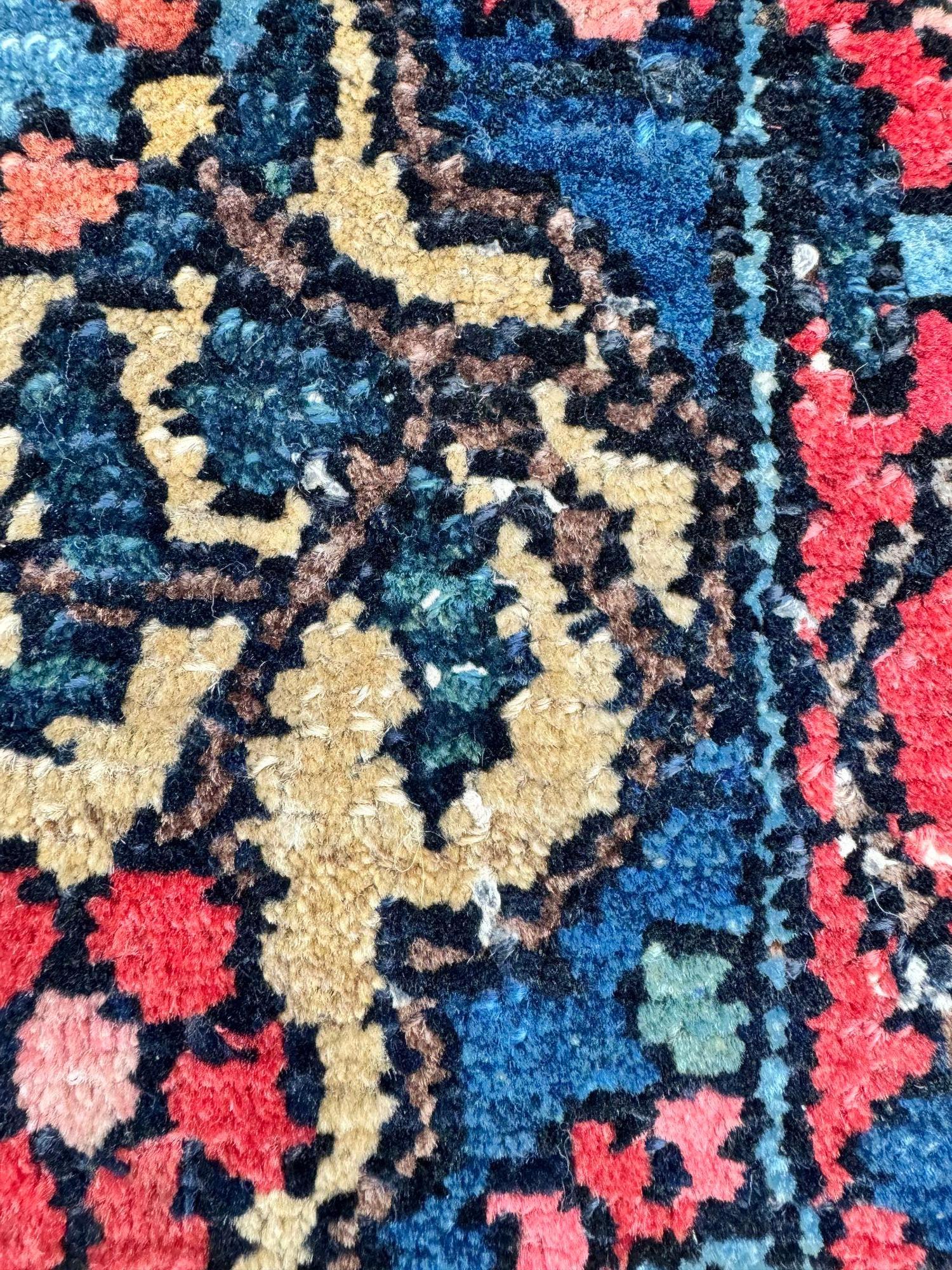 Tapis Bakhtiar ancien 2,13 m x 1,36 m en vente 13