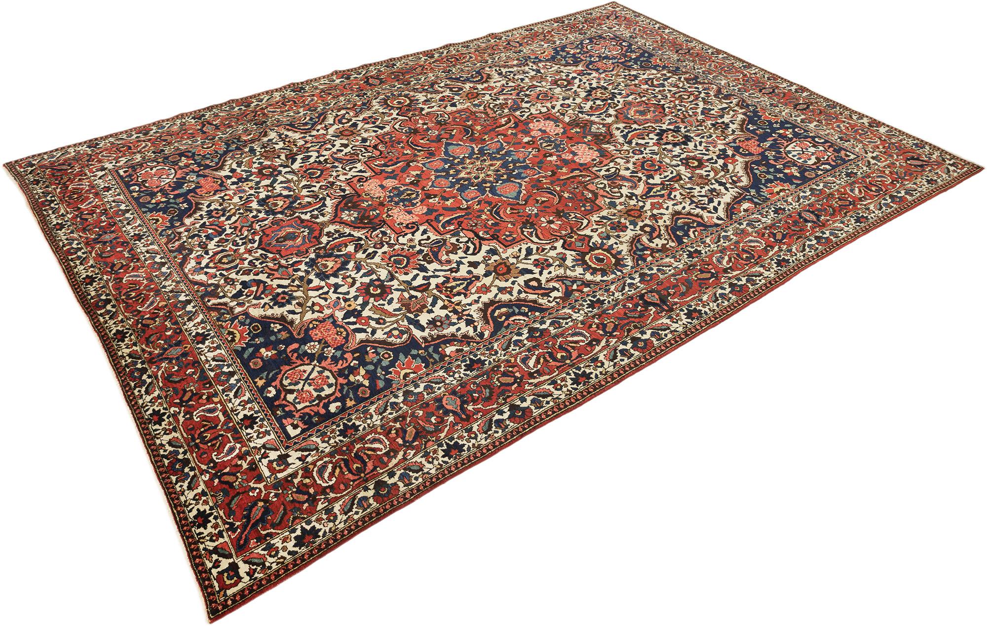 Antiker Bakhtiar Teppich, handgeknüpft, 12.5x8.9 ft - Rot, Elfenbein & Marine (Persisch) im Angebot