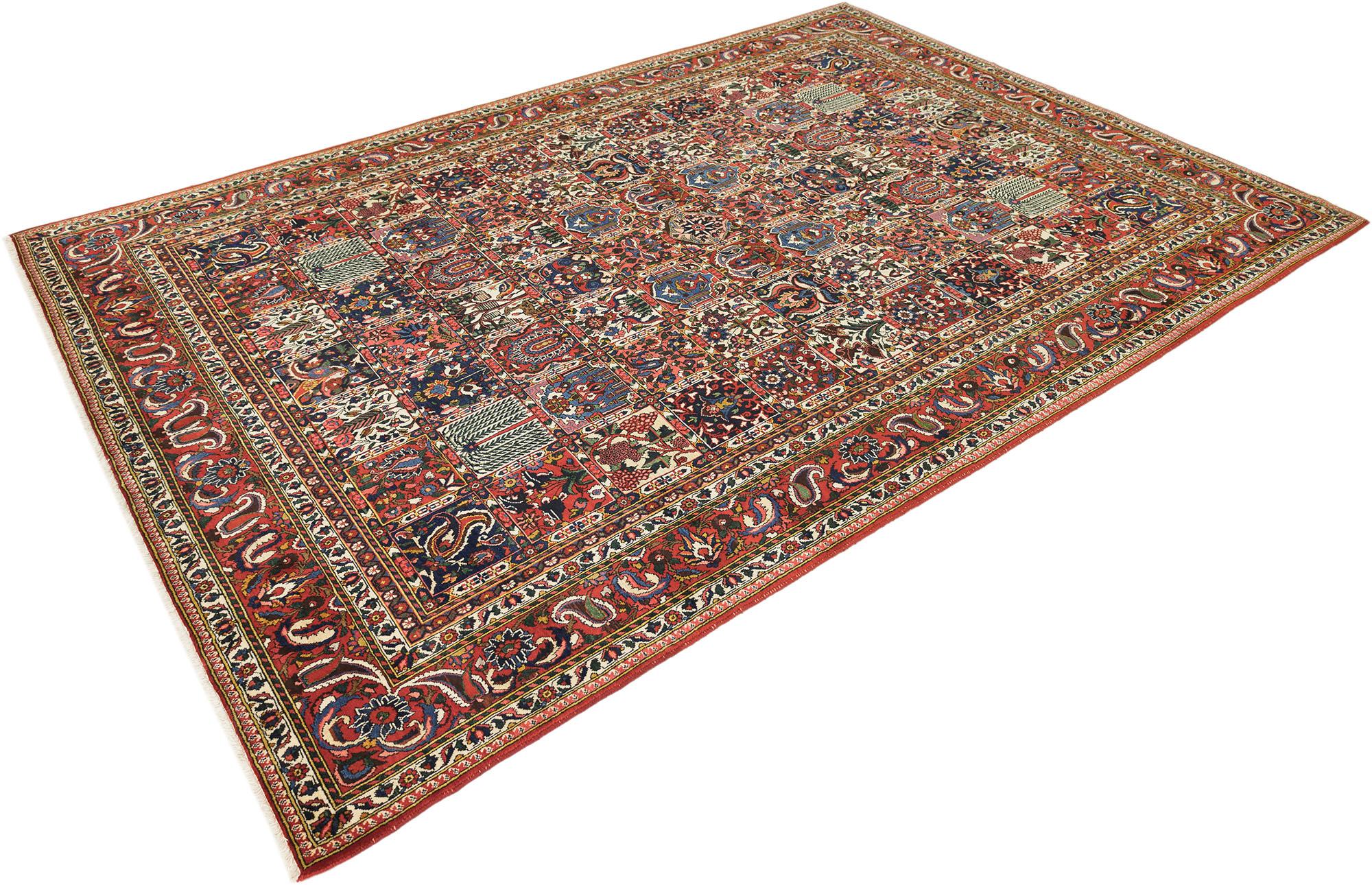 Antiker Bakhtiar-Teppich, handgeknüpft, 12,7 × 8,8 Fuß - Rot, Marine & Elfenbein (Persisch) im Angebot