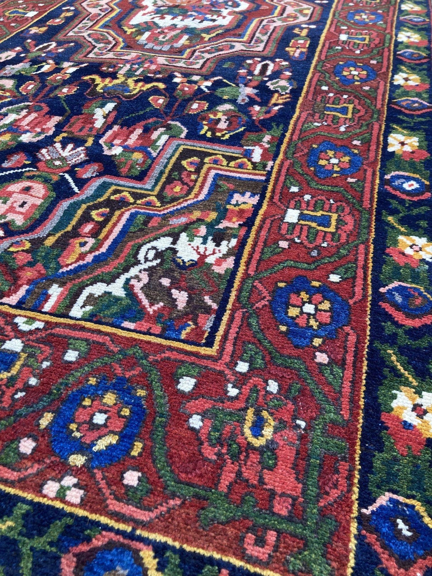 Antiker Bakhtiar-Läufer 4,00 m x 1,07 m im Angebot 3