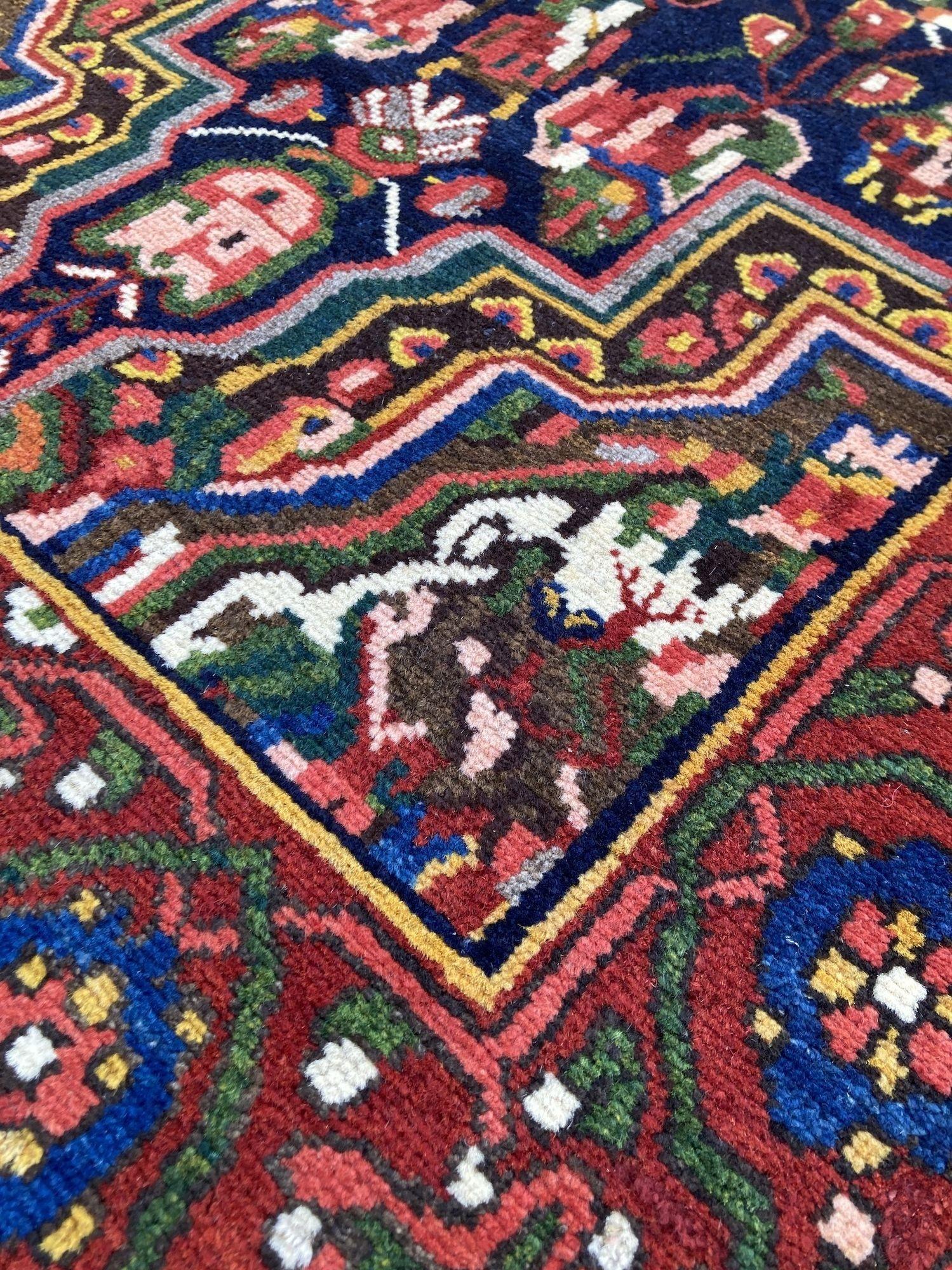 Antiker Bakhtiar-Läufer 4,00 m x 1,07 m im Angebot 4