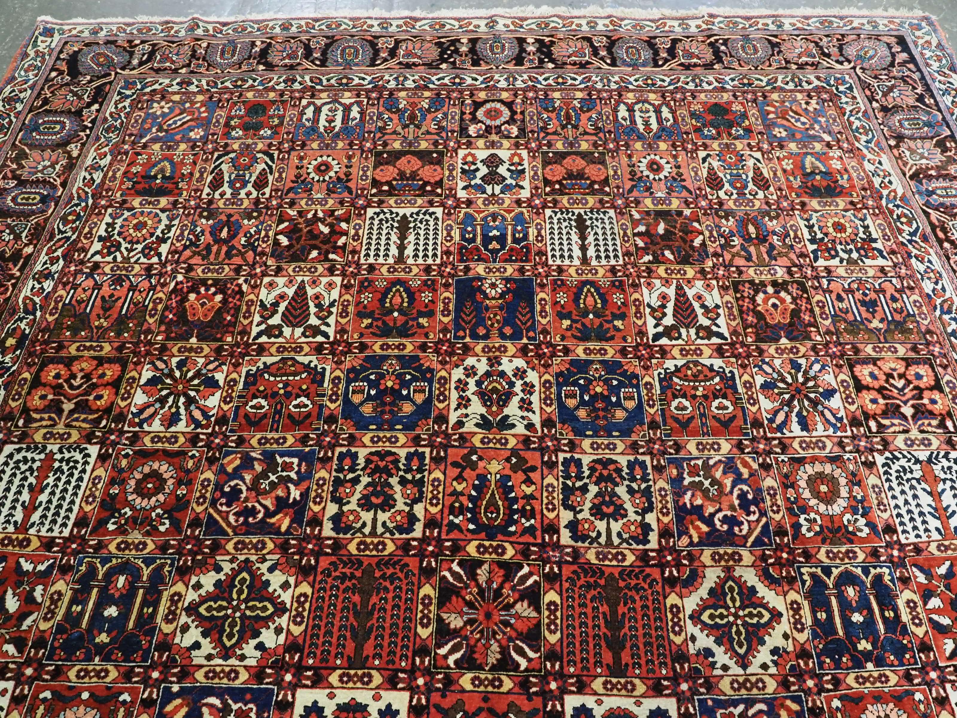 Persian Antique Bakhtiari carpet of the 'garden' design, circa 1900 For Sale