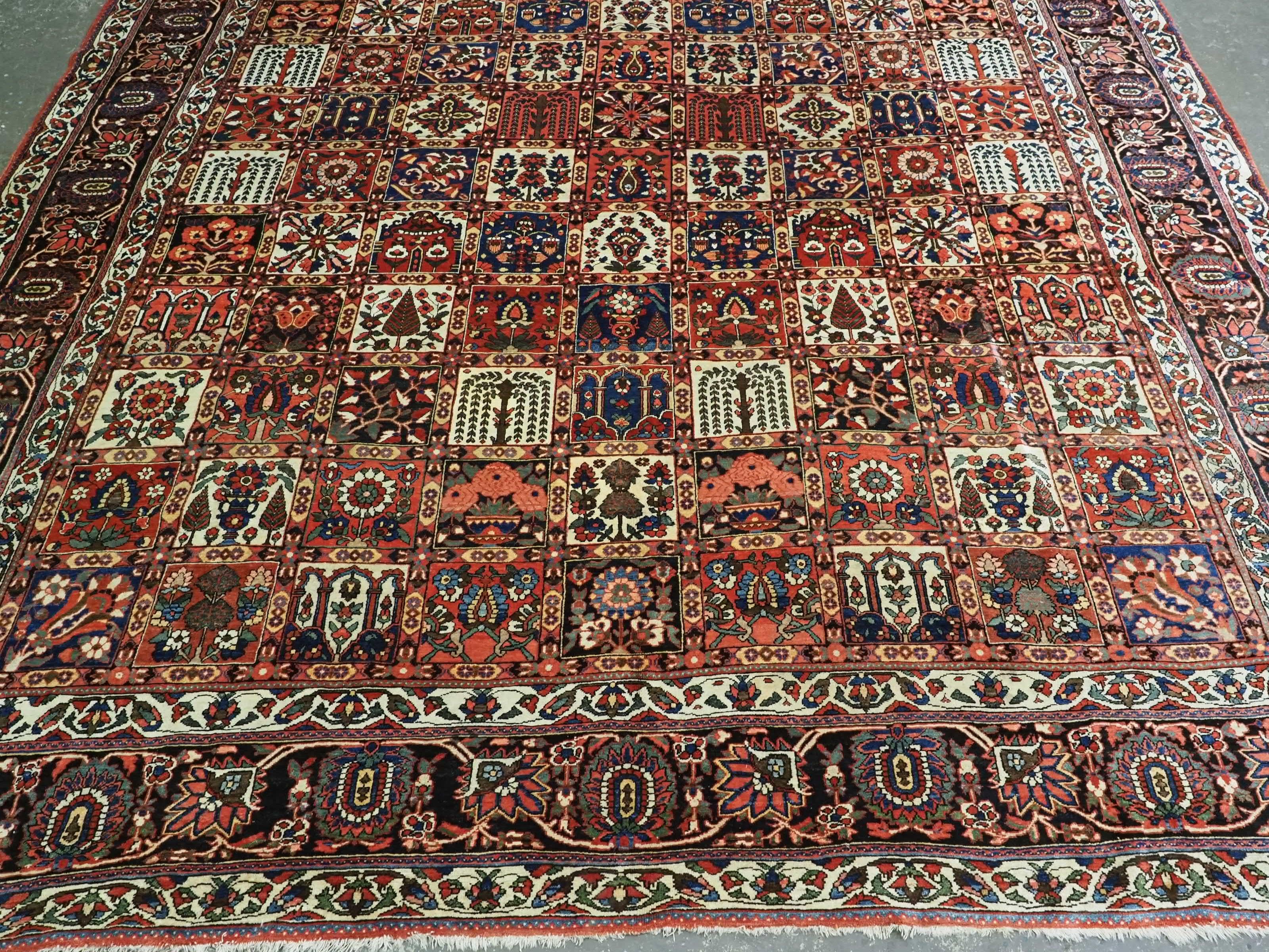 Early 20th Century Antique Bakhtiari carpet of the 'garden' design, circa 1900 For Sale