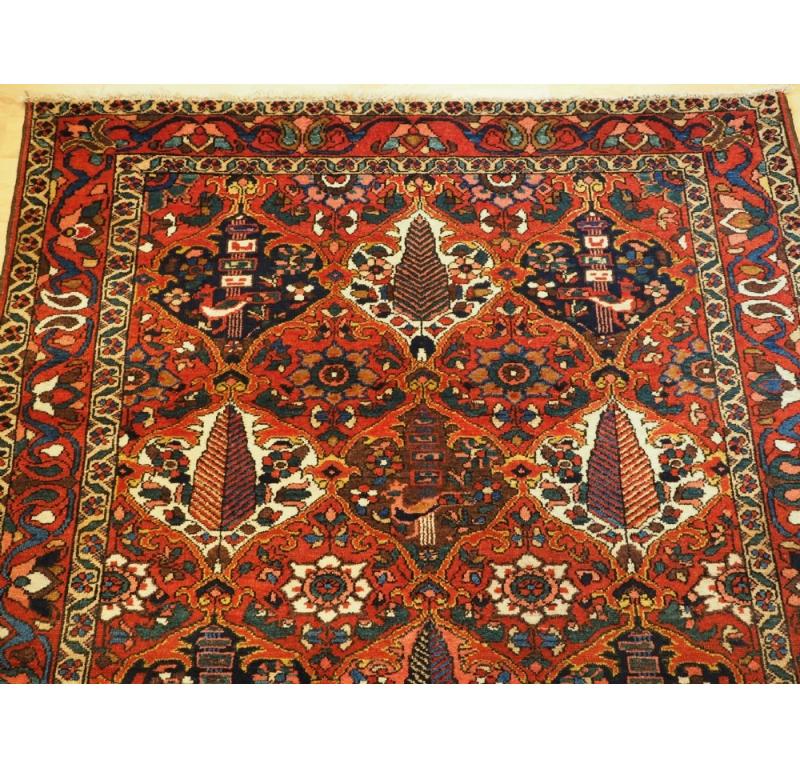Antiker Bakhtiari-Gartenteppich im Gartendesign, um 1900/20 (Unbekannt) im Angebot