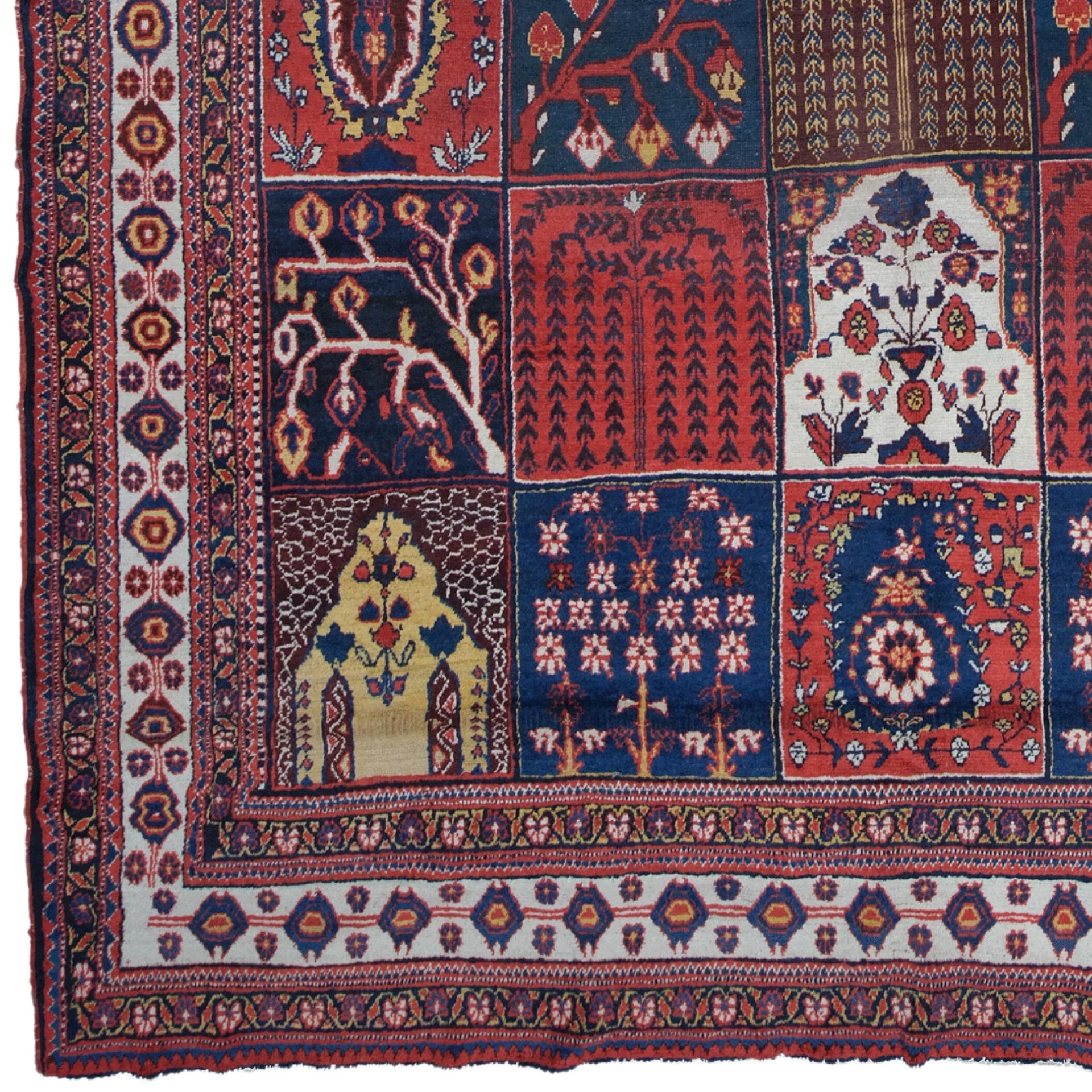 Antique Bakhtiari Qashqai Rug - 19th Century Qashqai Rug

This antique Bakhtiari carpet is a masterpiece woven with the handicraft and artistry of nomadic and peasant people living in the Zagros Mountains. This carpet, decorated with geometric or