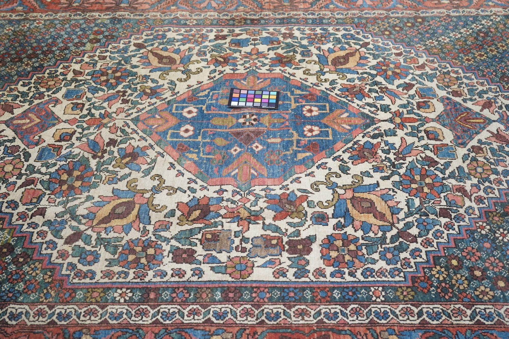 Wool Antique Bakhtiari Rug 6'8'' x 10'3'' For Sale