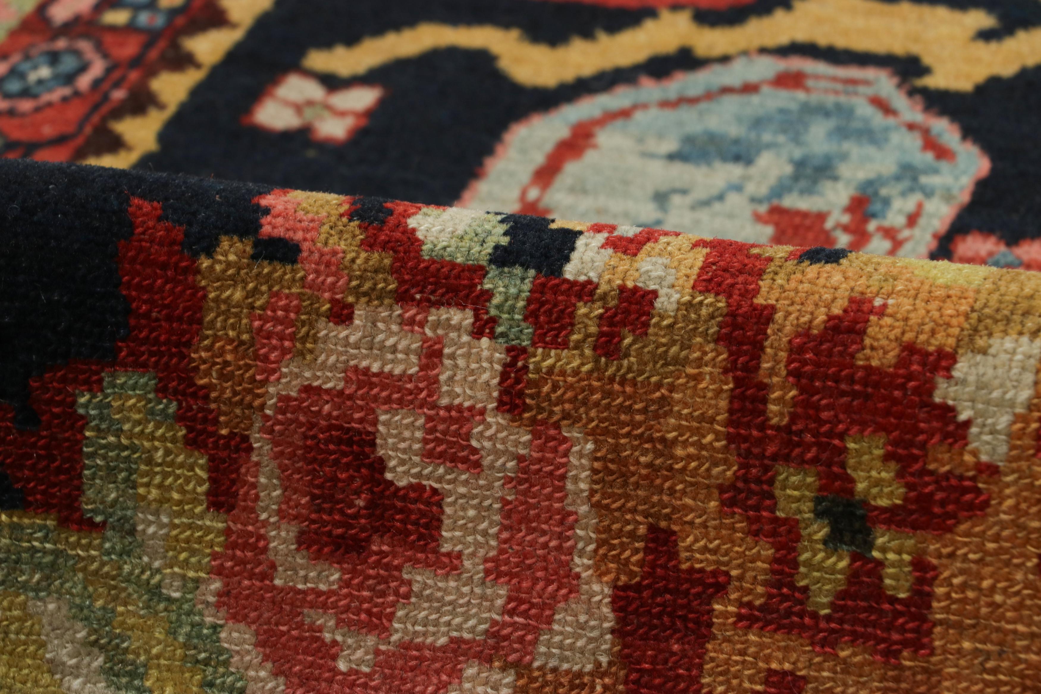 Antique Bakhtiari-Style Rug in Black with Colorful Floral Medallion  Rug & Kilim For Sale 1
