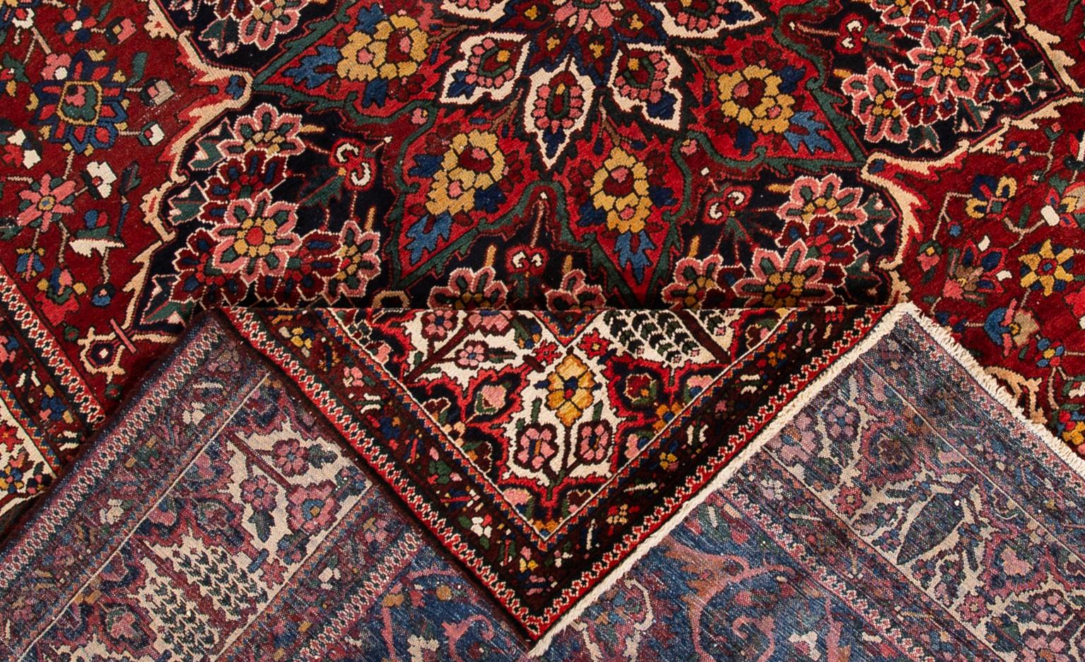 Antique Bakhtiary Red Handmade Wool Rug In Good Condition In Norwalk, CT