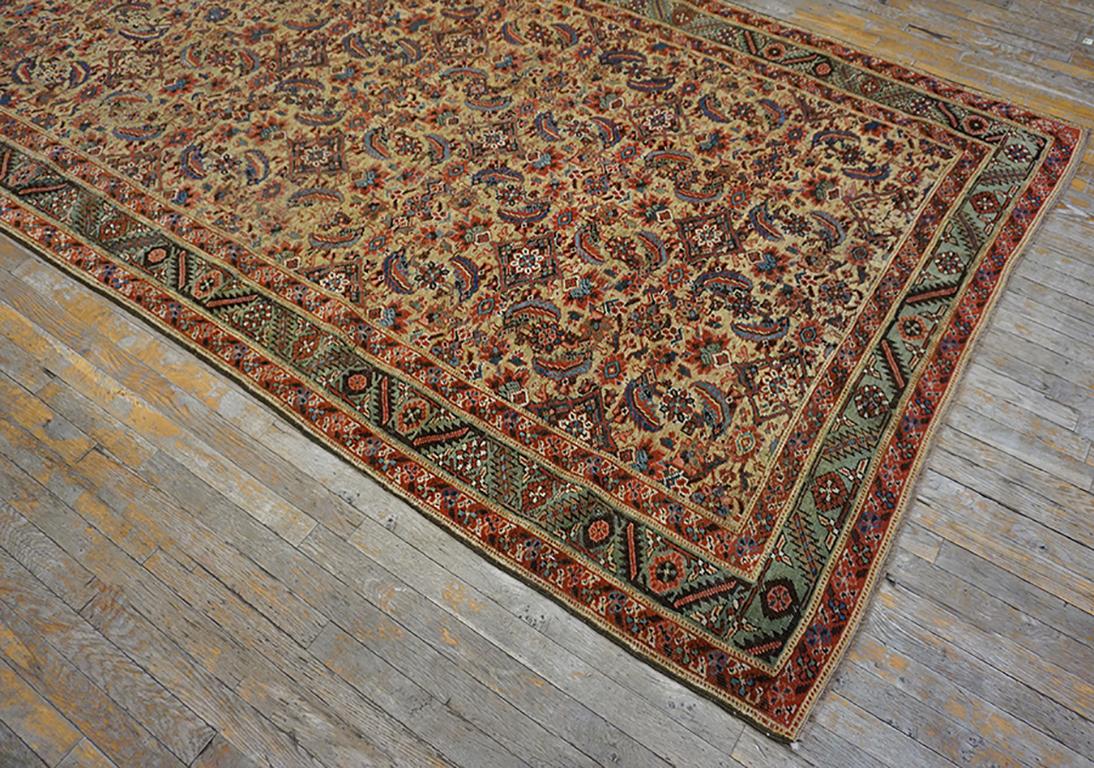 Late 19th Century 19th Century N.W. Persian Bakshaiesh Carpet ( 5'9