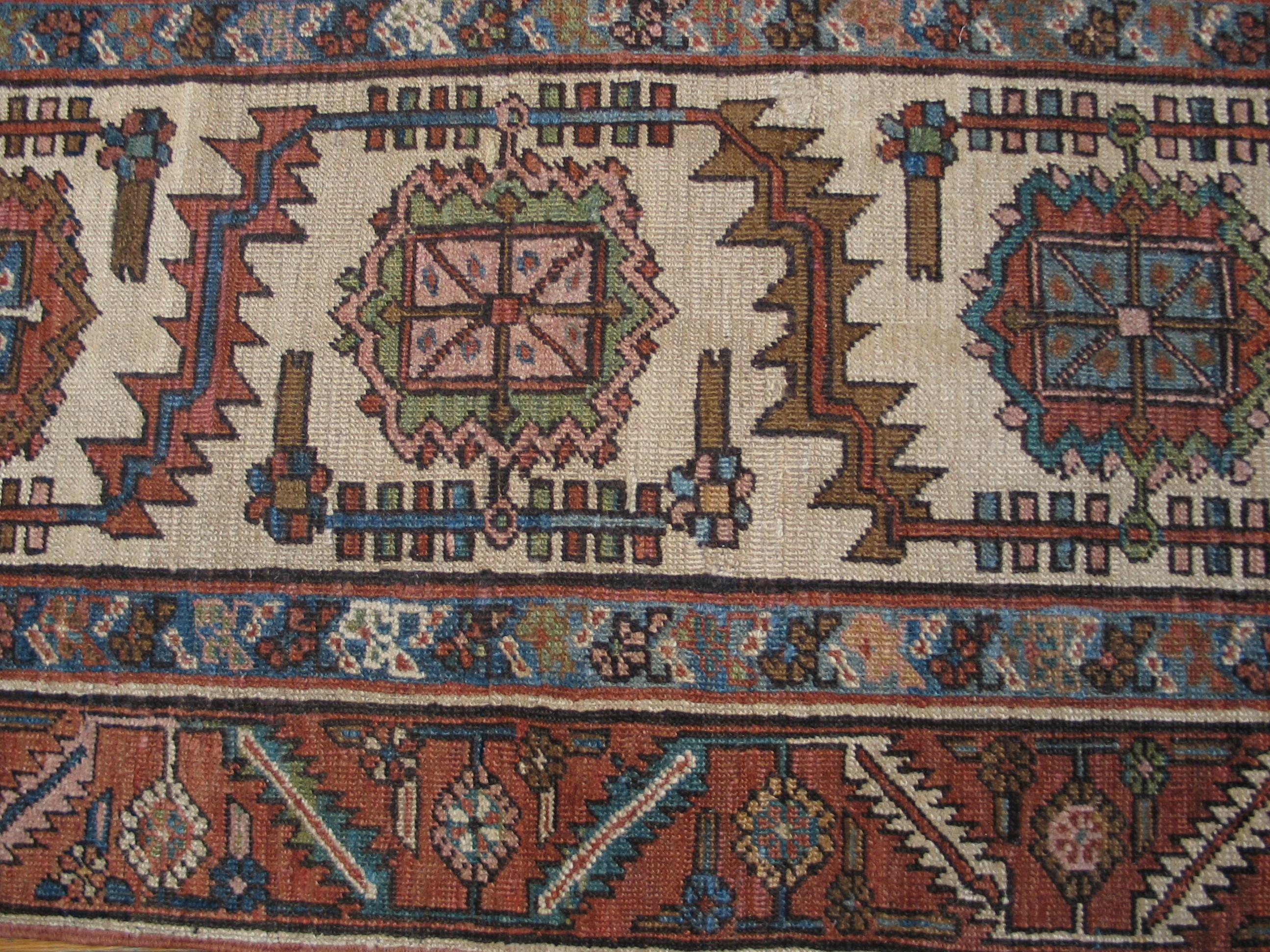 Wool 19th Century N.W. Persian Bakshaiesh Carpet ( 2'7