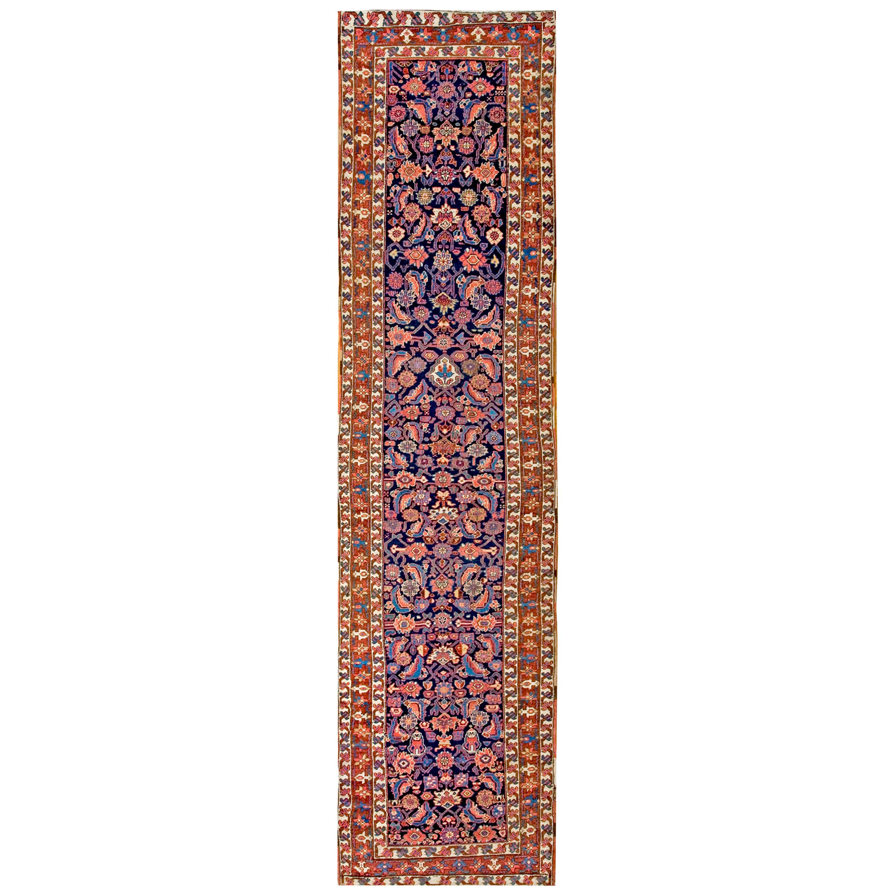 Early 20th Century N.W. Persian Bakshaiesh Runner Carpet ( 3'6" x 14'6" ) For Sale