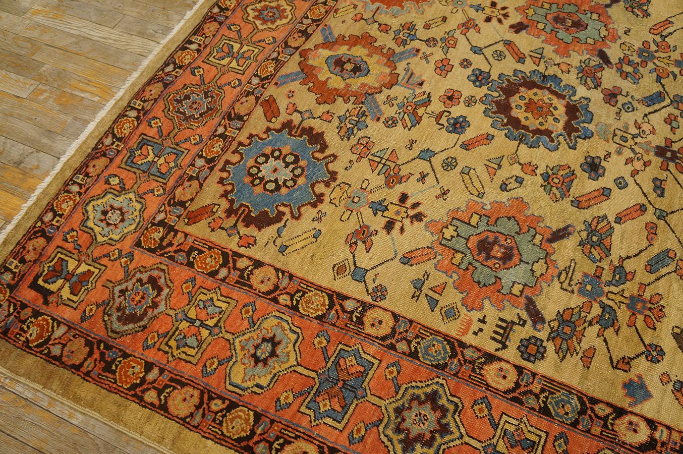 19th Century N.W. Persian Bakshaiesh Carpet ( 6'4'' x 10'8'' - 193 x 325 ) For Sale 6