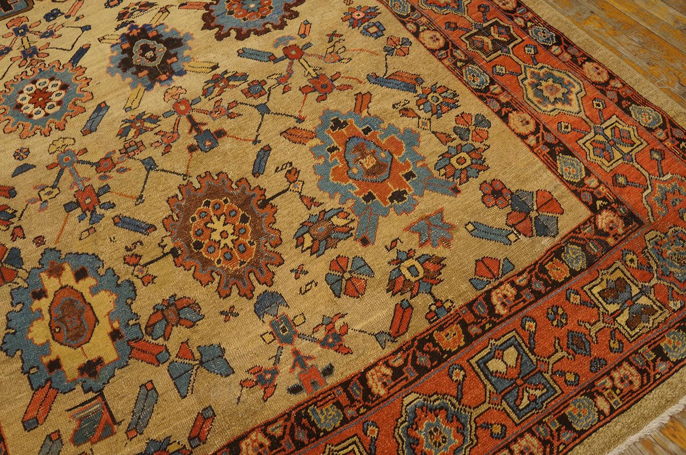 19th Century N.W. Persian Bakshaiesh Carpet ( 6'4'' x 10'8'' - 193 x 325 ) For Sale 3