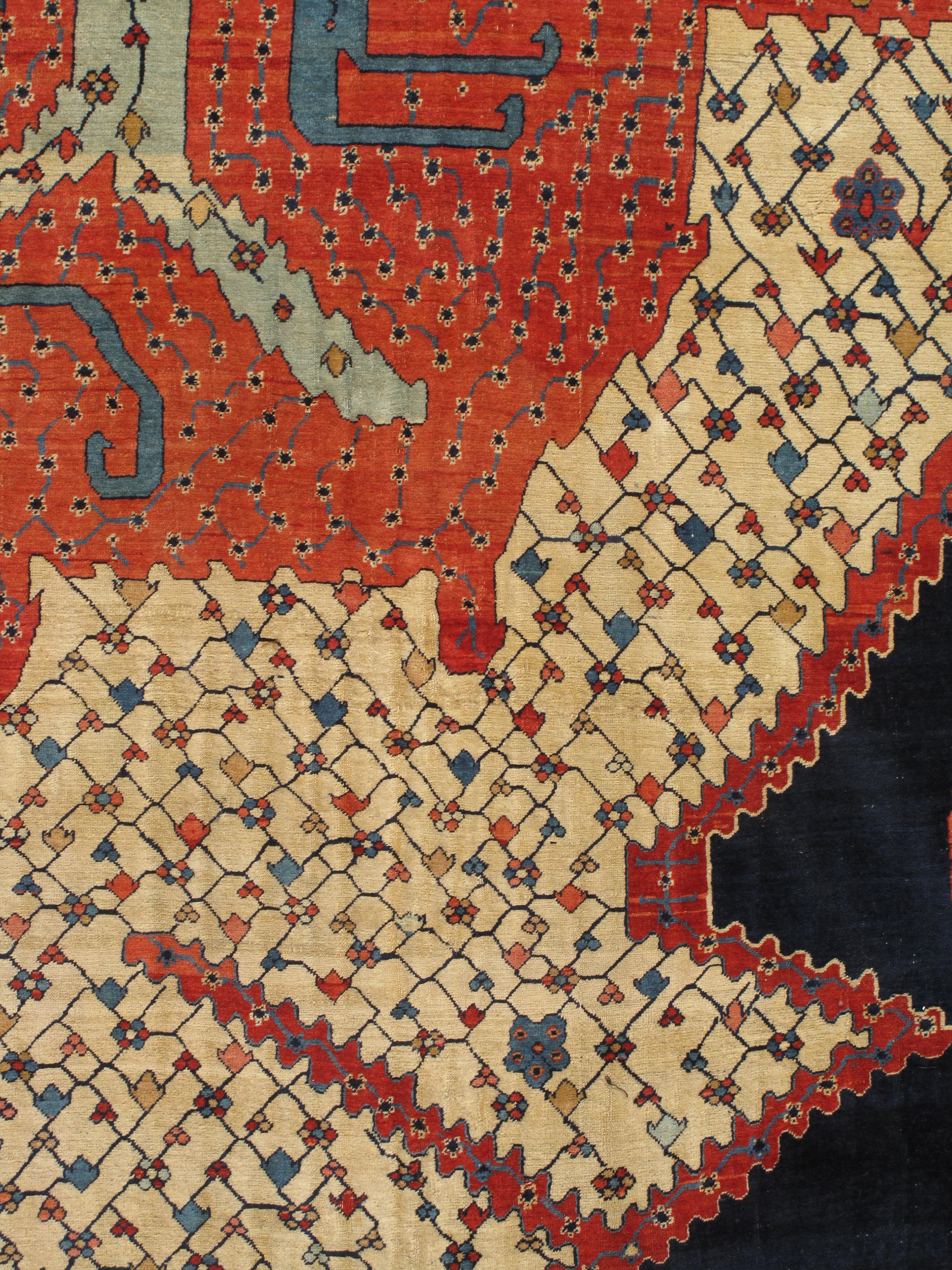 Antique Bakshaish Carpet, Oriental Persian Handmade in Ivory, Navy Rust and Gold In Excellent Condition In Port Washington, NY