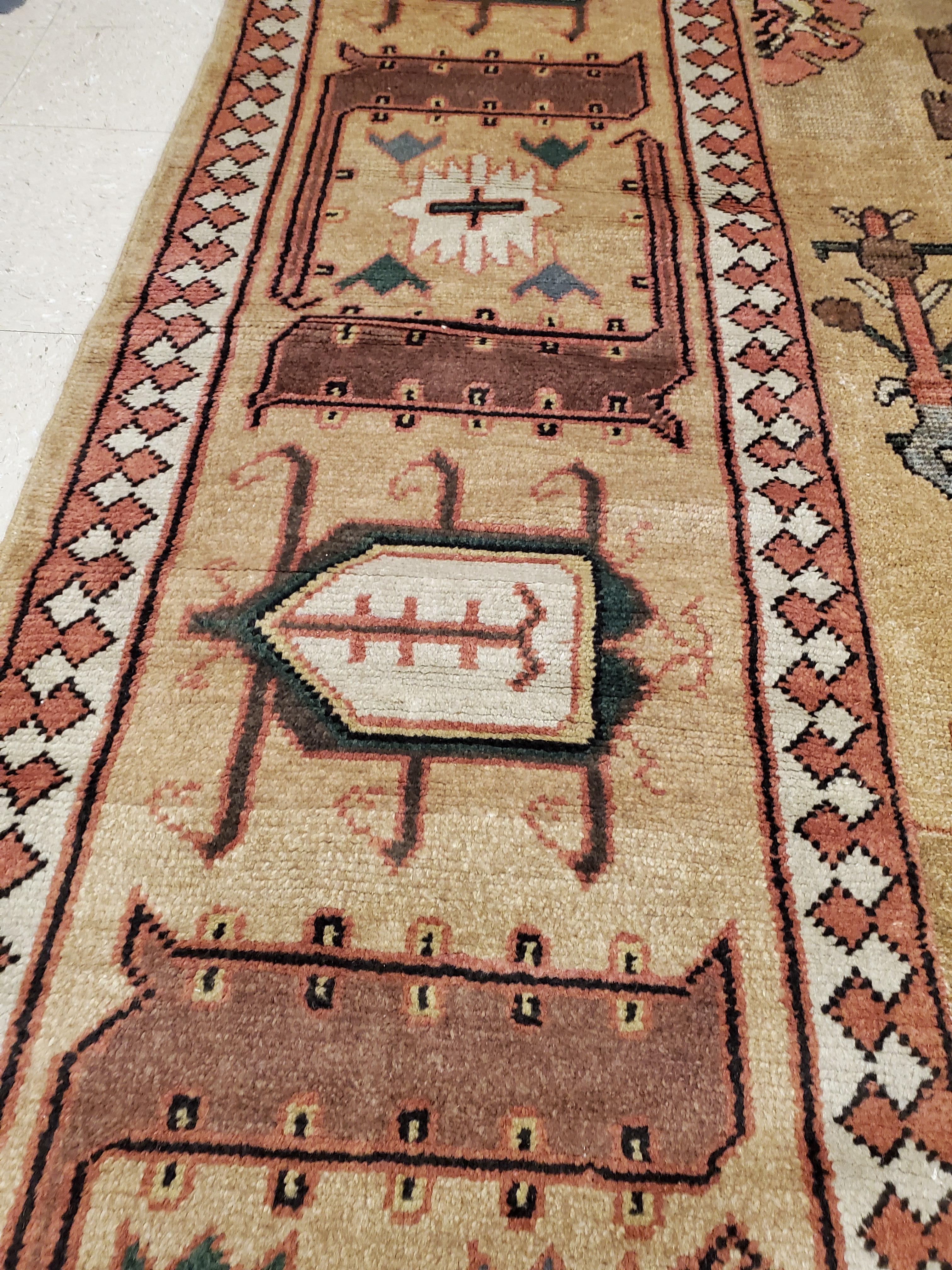 Antique Bakshaish Carpet, Oriental Persian Handmade in Tan Brown, Blue and Red For Sale 5