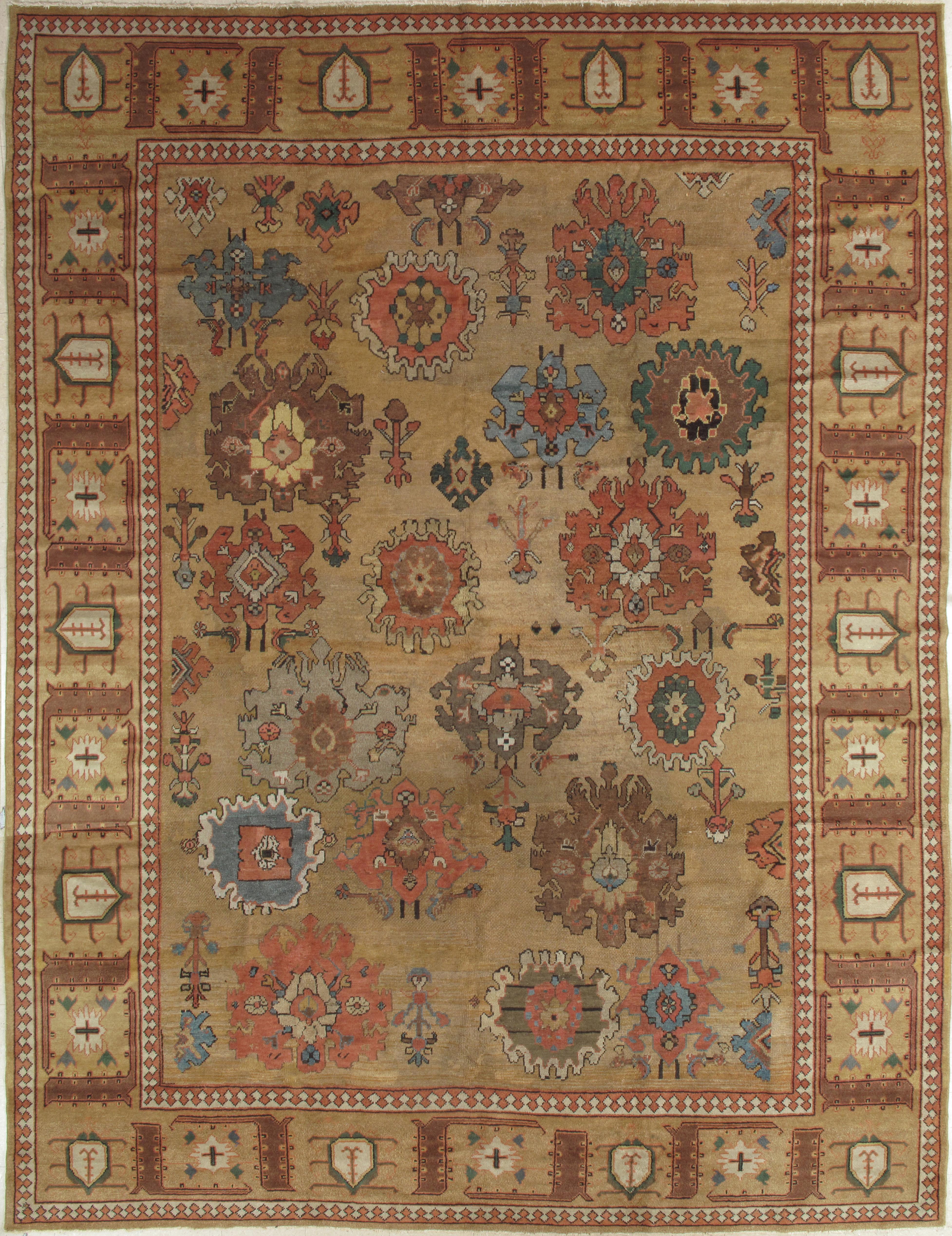 Antique Bakshaish Carpet, Oriental Persian Handmade in Tan Brown, Blue and Red In Good Condition For Sale In Port Washington, NY