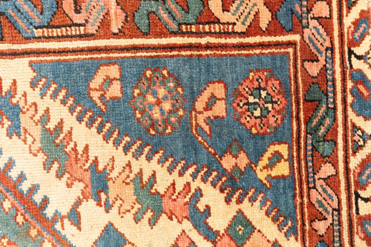 Antique Bakshaish Rug In Good Condition For Sale In WYNNUM, QLD