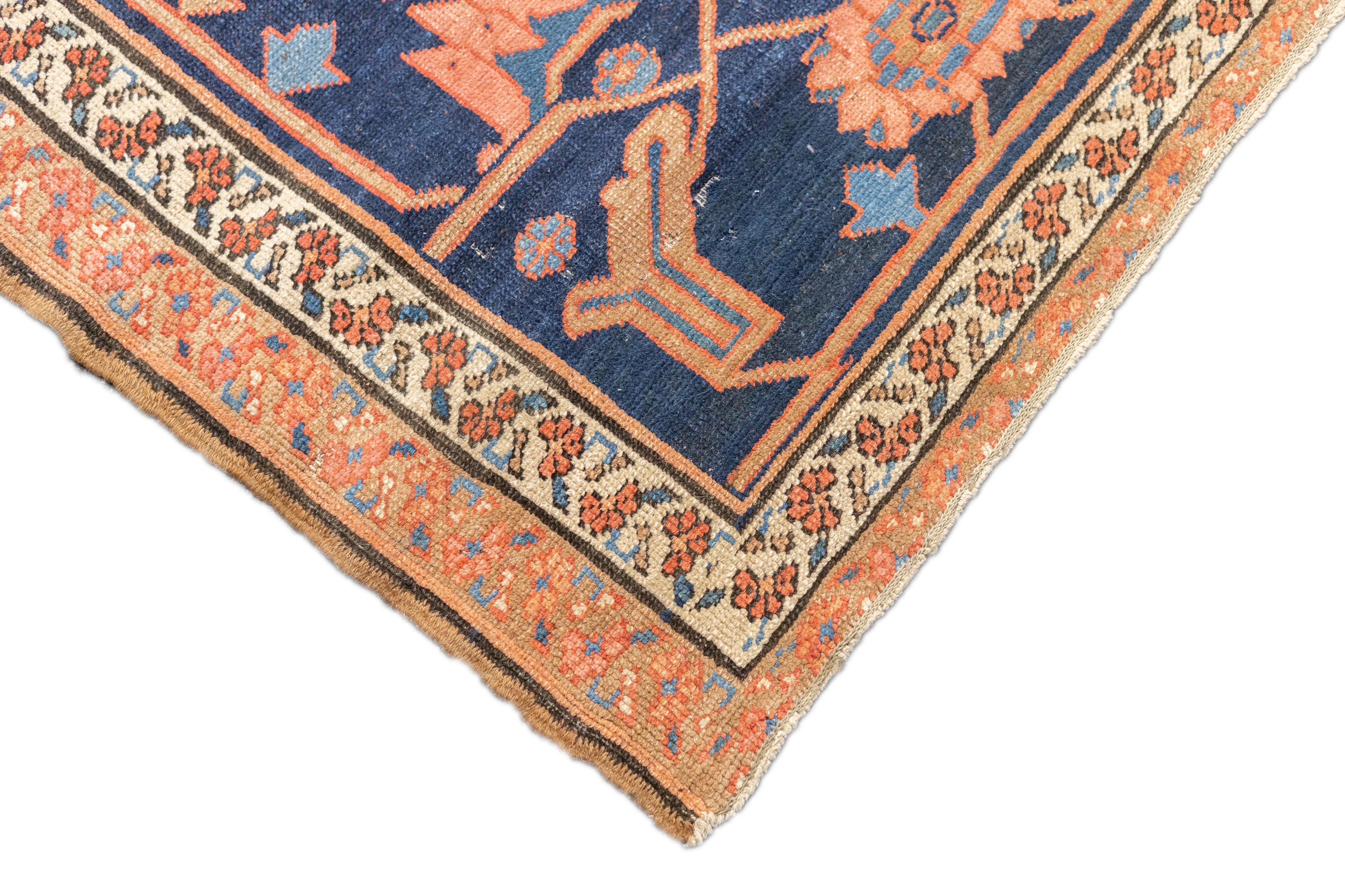 Antiker Bakshayesh-Teppich 11'5'' x 18'3'' (Persisch) im Angebot