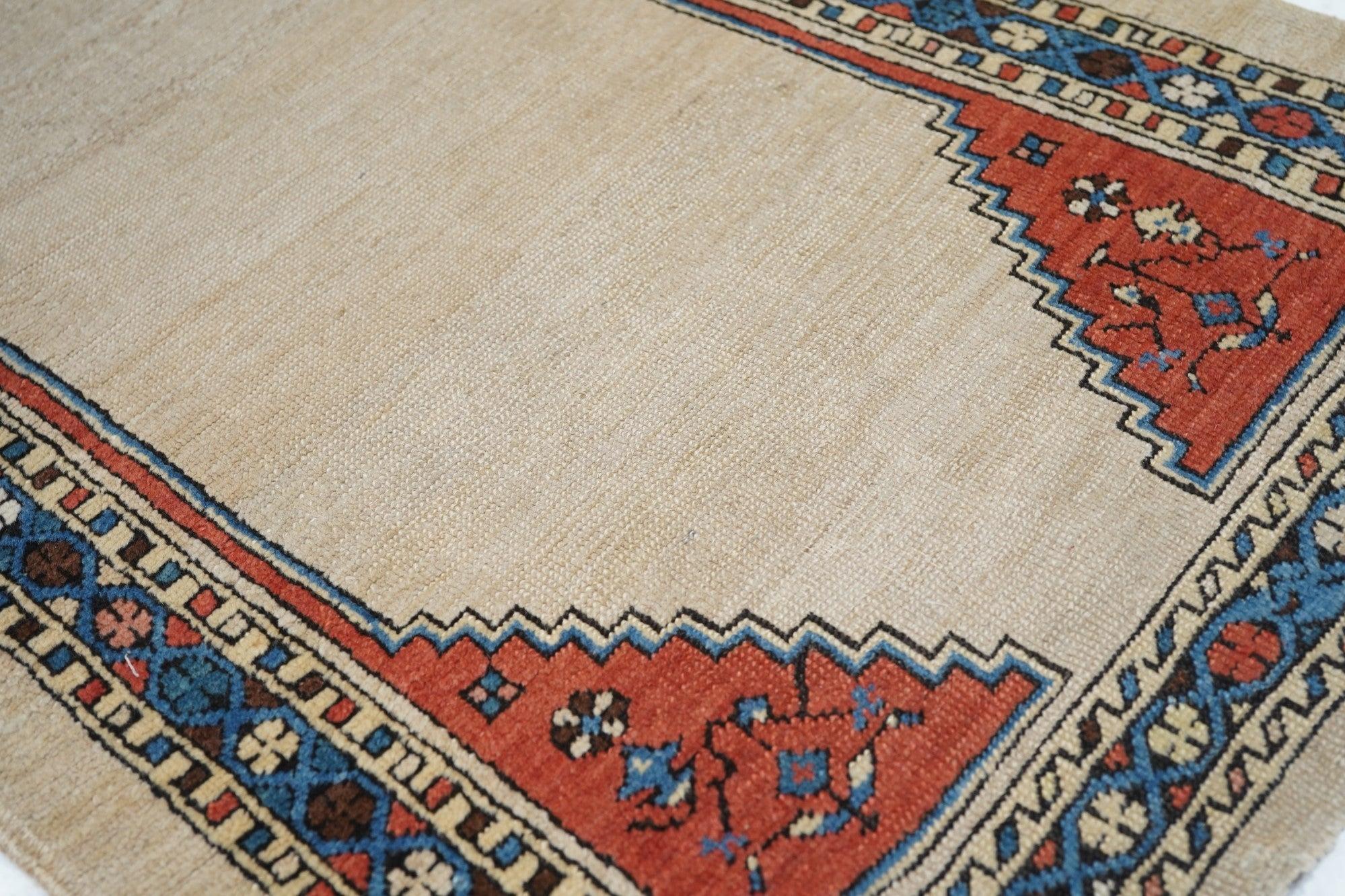 19th Century Antique Bakshayesh Rug 2'6'' x 4'3'' For Sale
