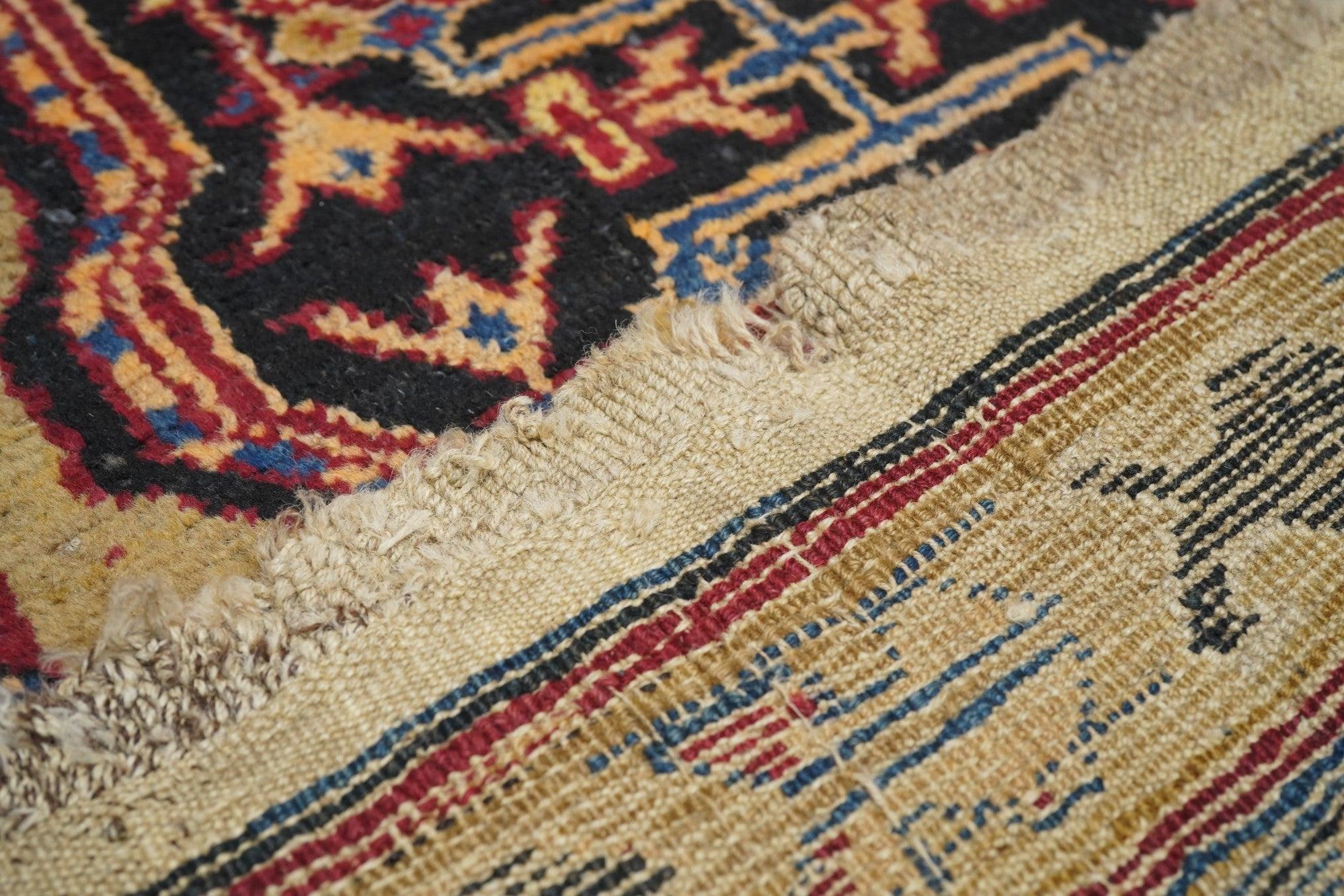 Antiker Bakshayesh-Teppich 3'6'' x 14'3'' im Angebot 1