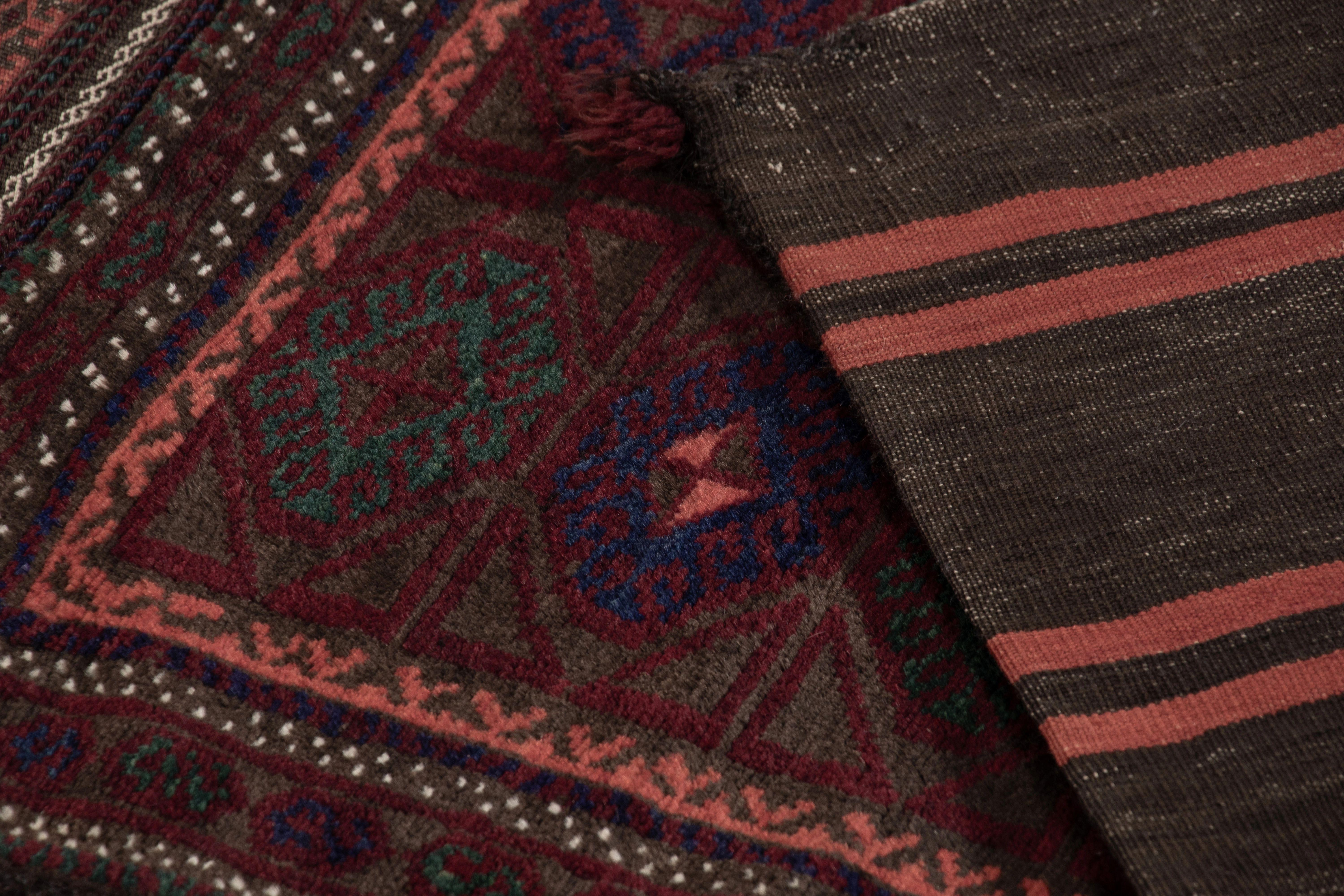 Textile tribal ancien Balisht à motifs géométriques polychromes - Rug & Kil Bon état - En vente à Long Island City, NY