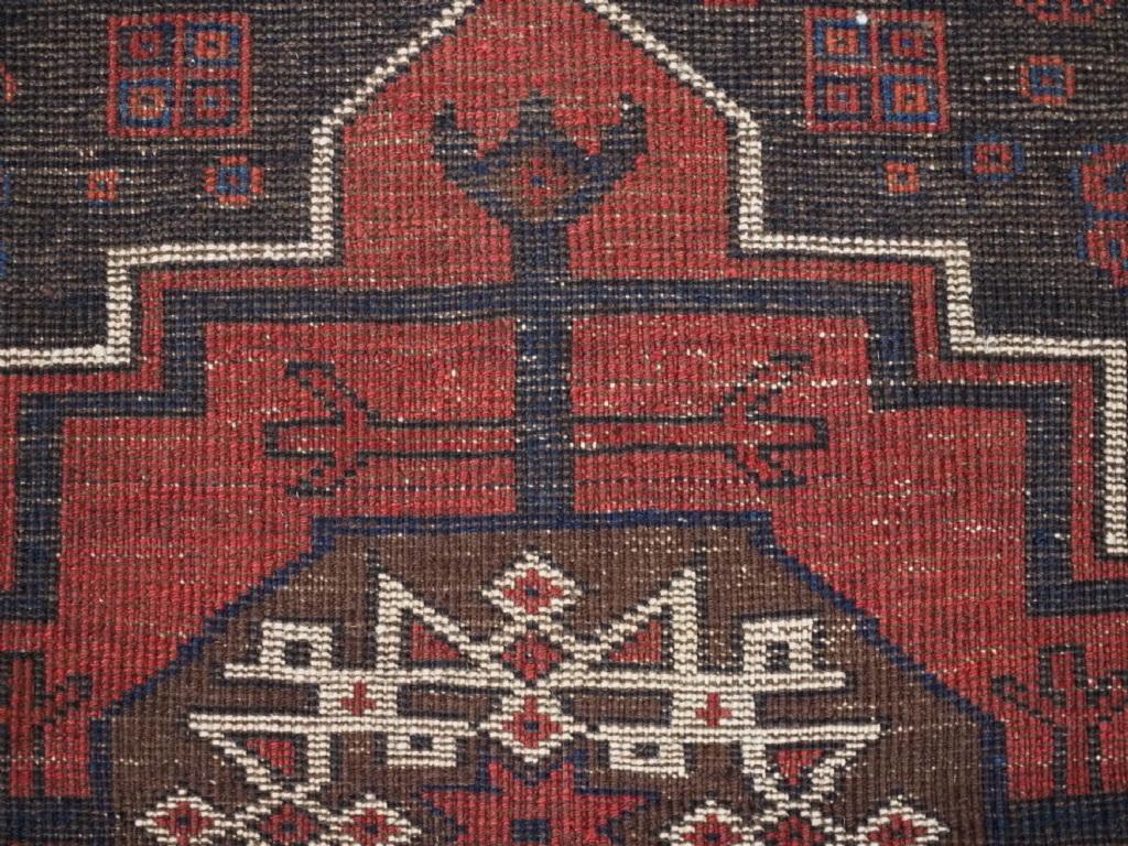 Antike Baluch-Taschentasche mit großem Medaillon-Design, um 1920 im Zustand „Hervorragend“ im Angebot in Moreton-In-Marsh, GB