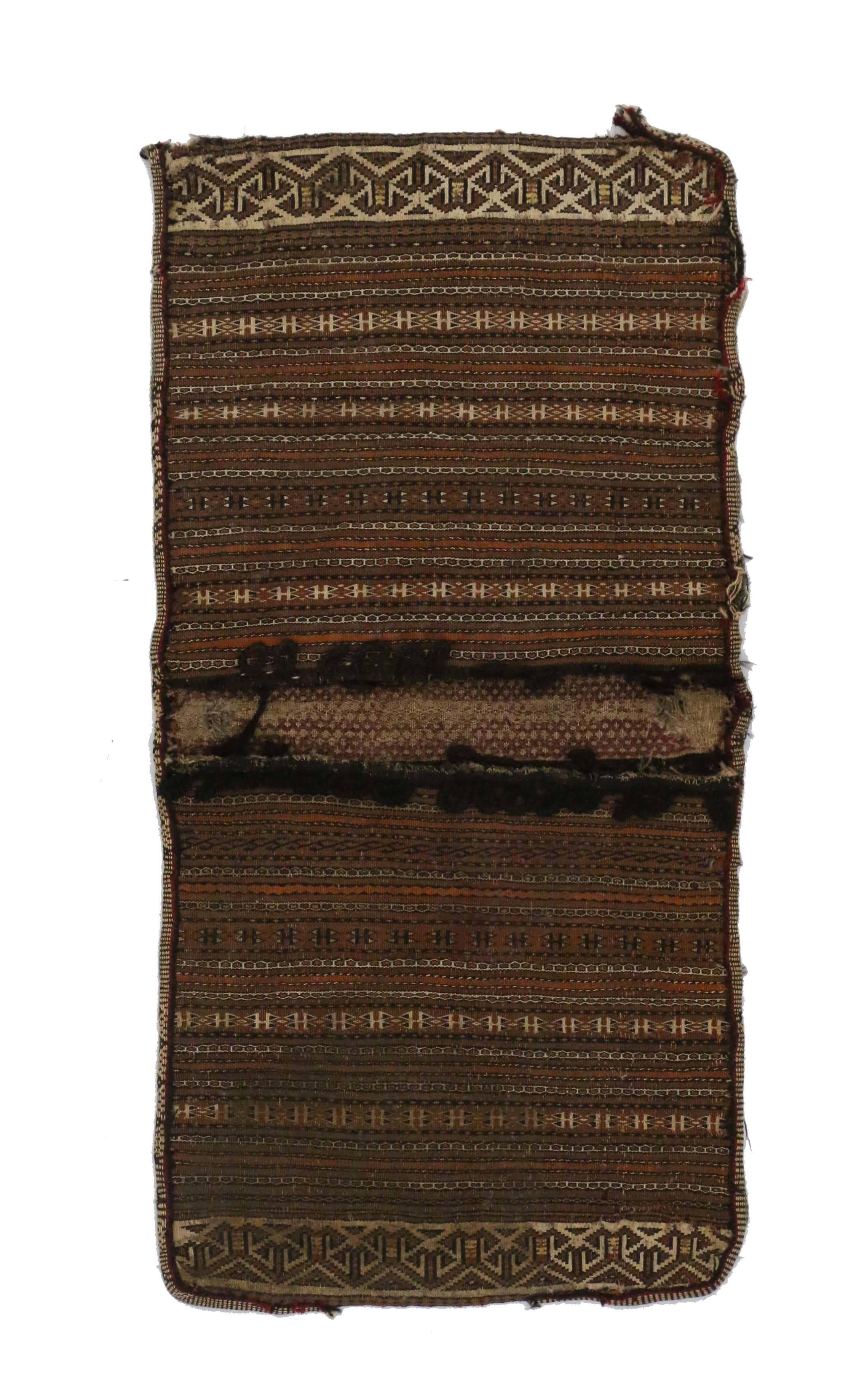Antike Baluch-Taschentascheface, Satteltasche, afghanischer Teppich, Textilkunst, Stammeskunst-Wandbehang (Handgeknüpft) im Angebot