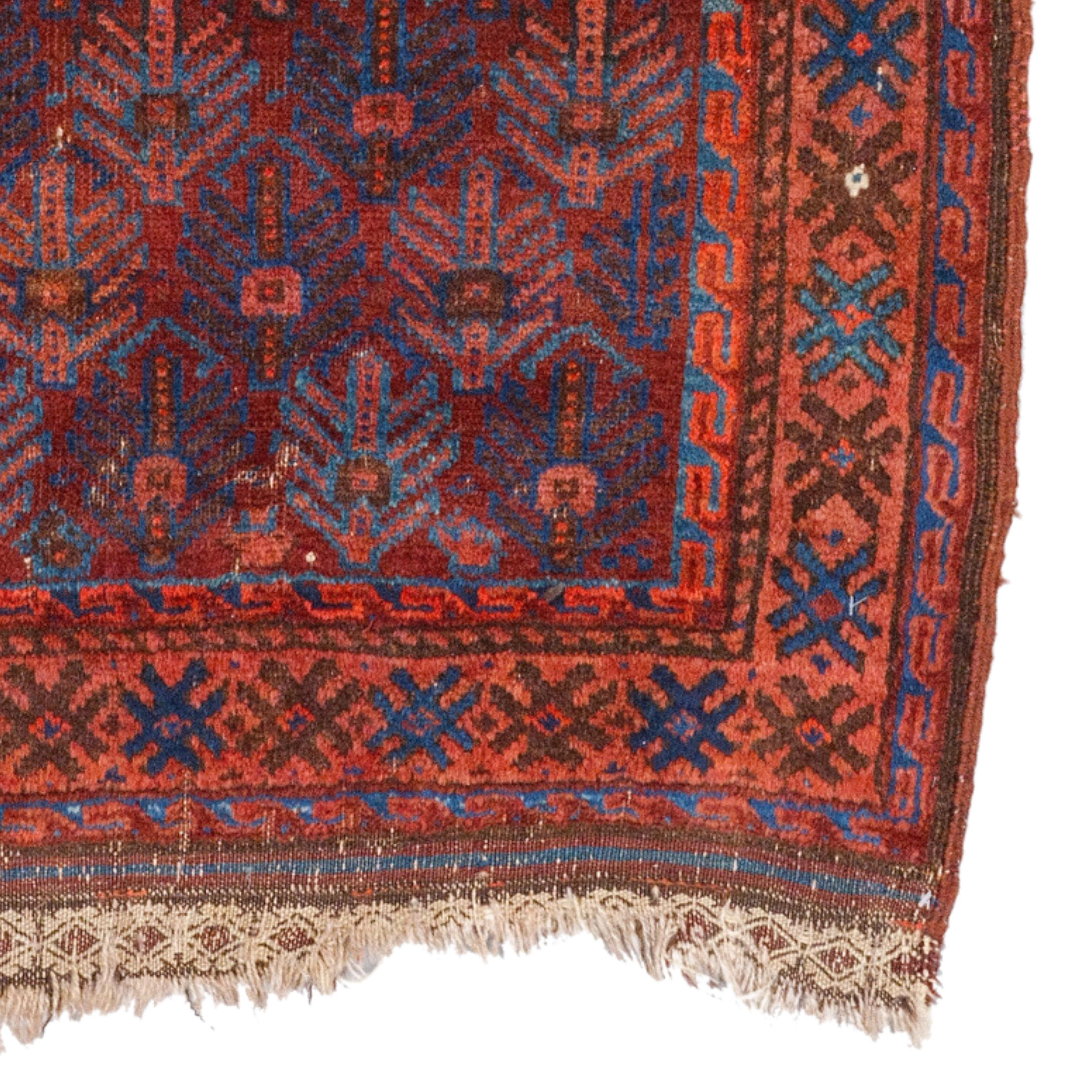 Antique Baluch Prayer Rug - 19th Century Turkmen Baluch Prayer Rug, Antique Rug In Good Condition For Sale In Sultanahmet, 34