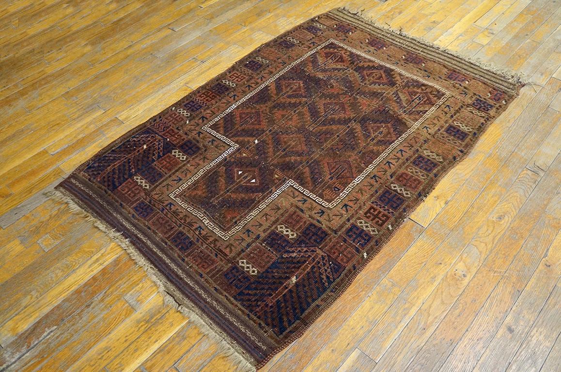 Hand-Knotted 19th Century Persian Baluch Prayer Carpet ( 3' x 4' 6'' - 92 x 137 cm ) For Sale