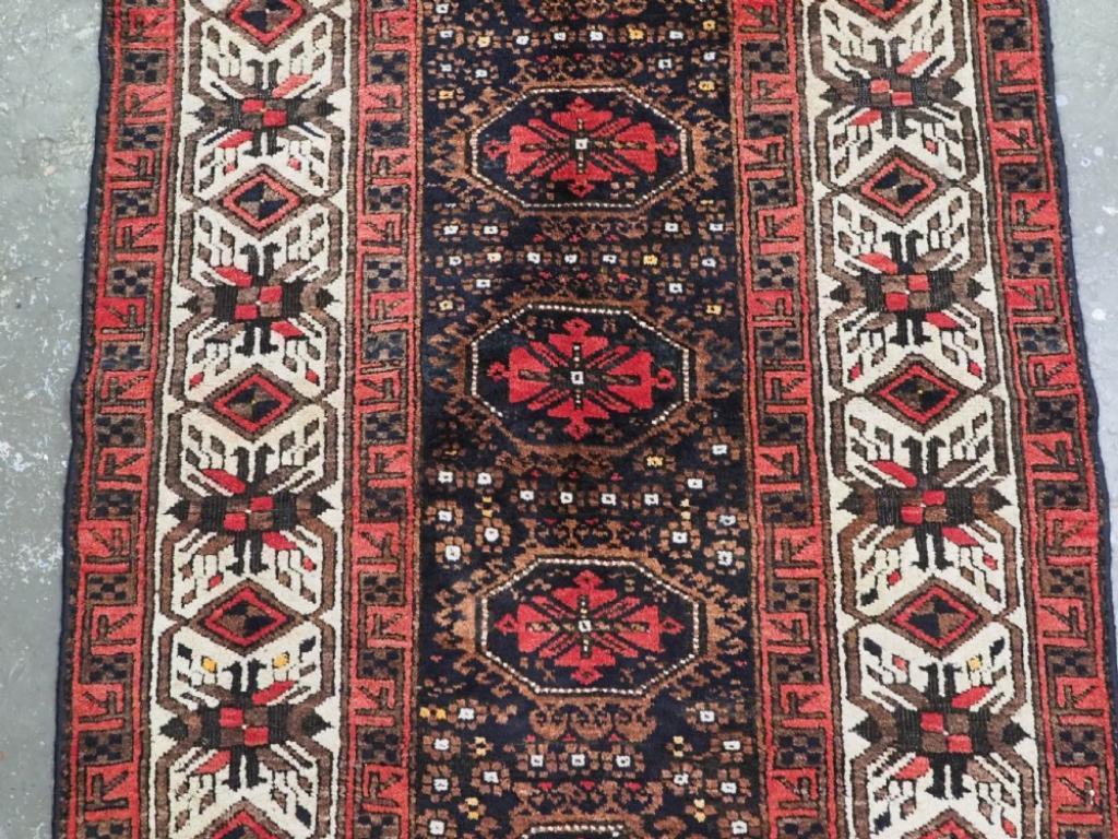 Tessuto Tappeto antico Baluch, regione di Ferdows, CIRCA 1900 in vendita