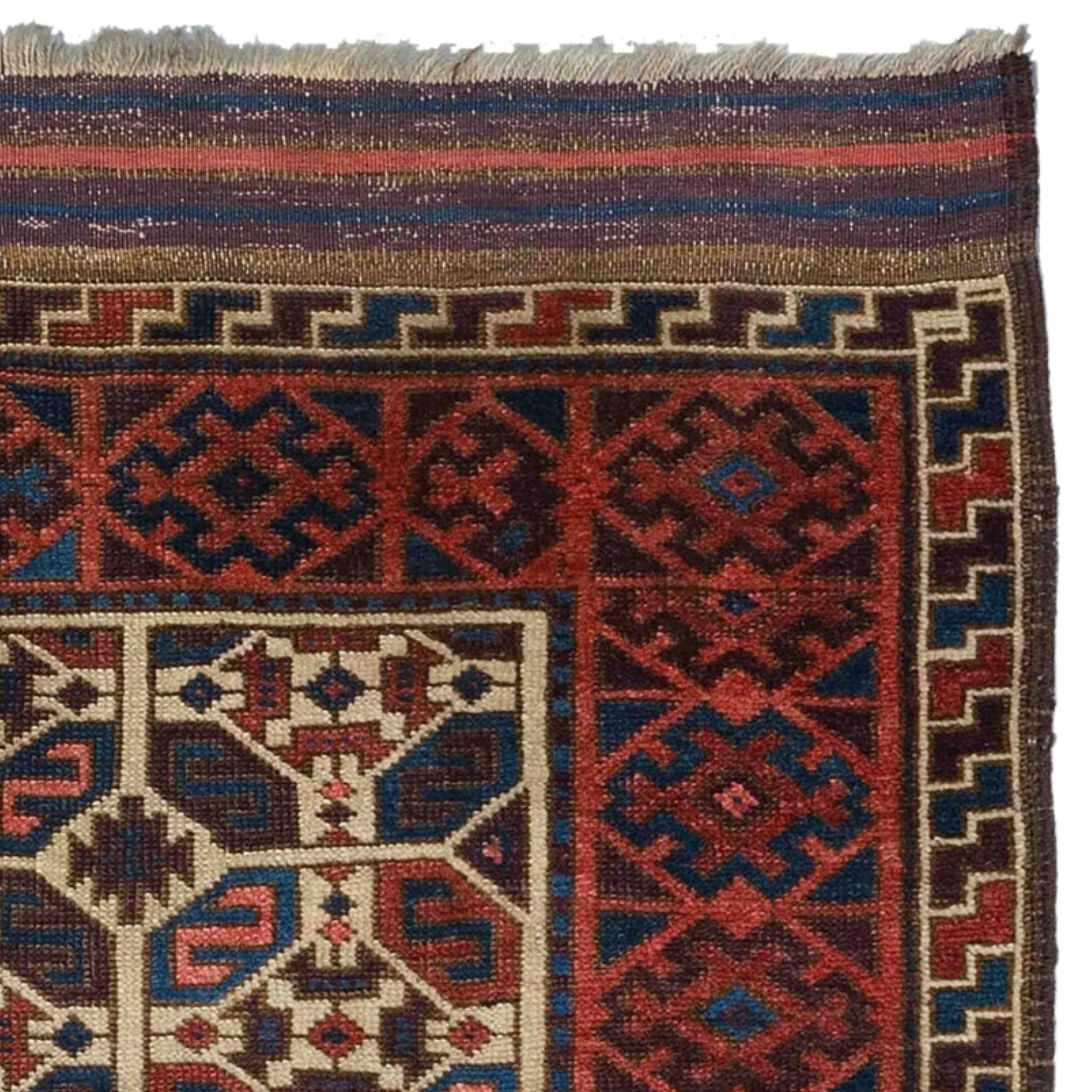Antique Baluch Rug - Middle of 19th Century Baluch Rug, Antique Rug In Good Condition For Sale In Sultanahmet, 34