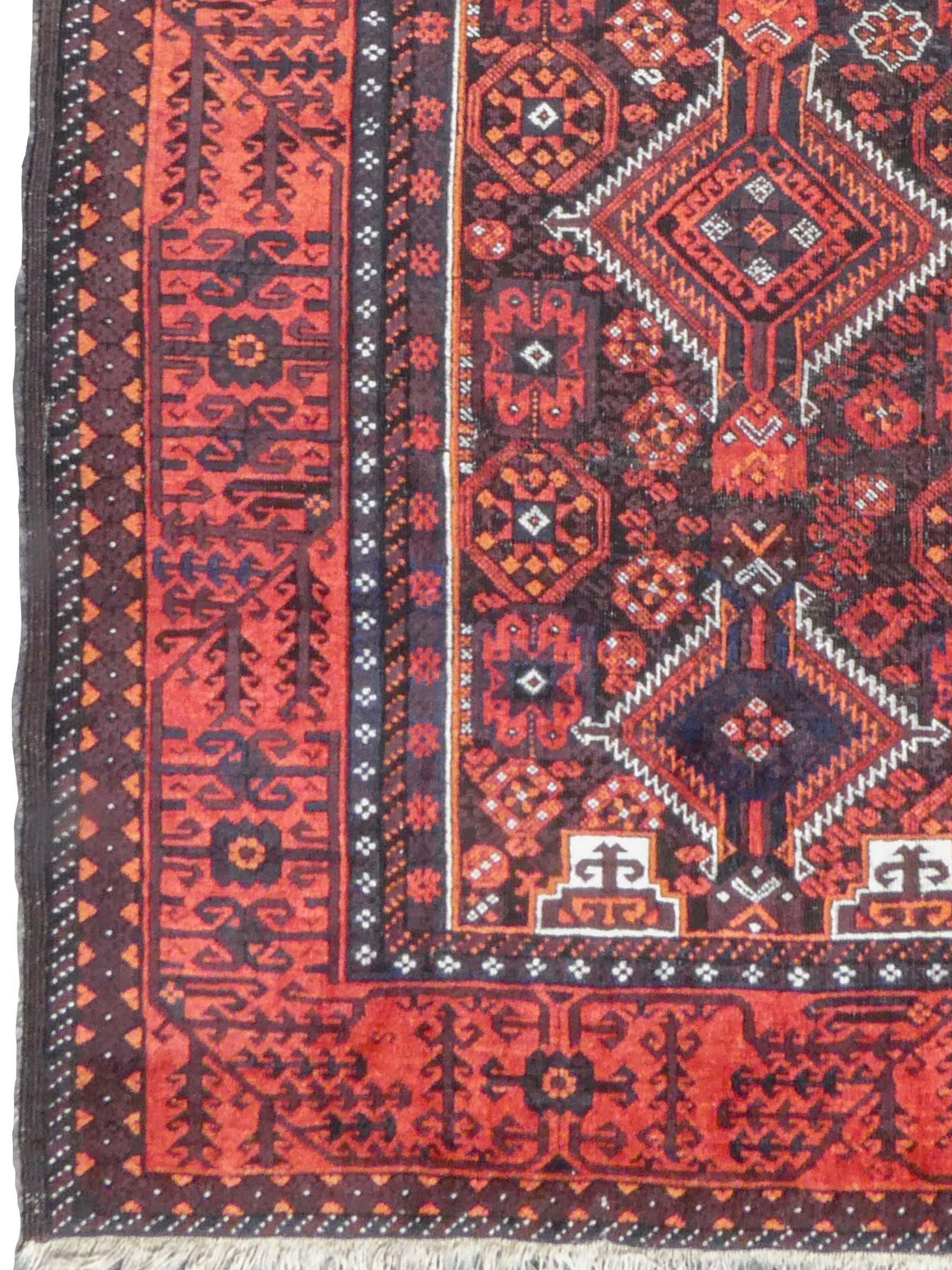 Alfombra antigua Baluch, Persia, c. 1900

Información adicional:
Origen: Persia
Periodo: c. 1900
Estado: Excelente
Alfombra ID: 19639