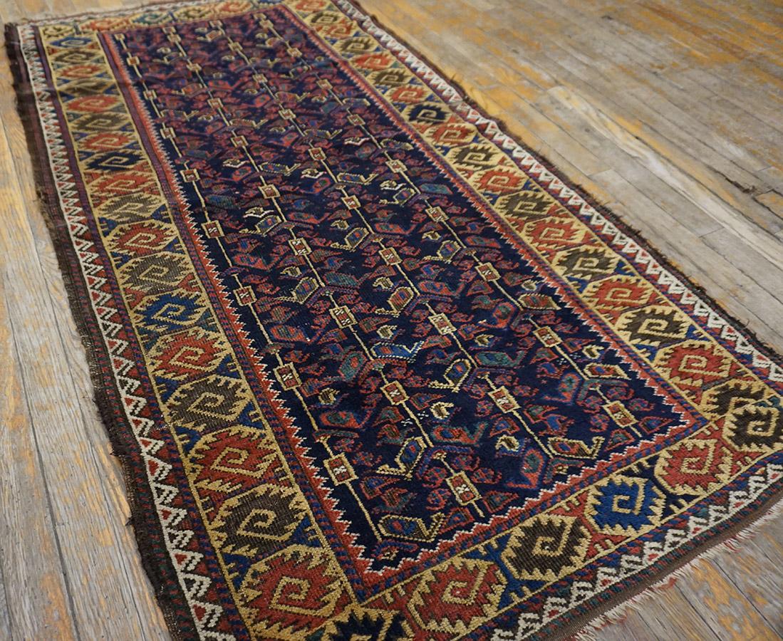 Persischer ( arabischer) Baluch-Teppich des späten 119. Jahrhunderts ( 2''10 x 5''2 - 86 x 157) (Wolle) im Angebot