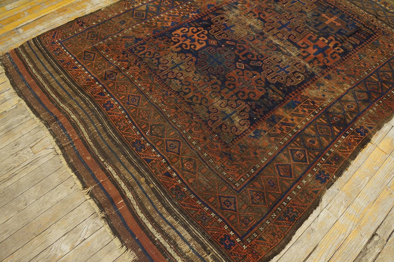 19th Century Afghan Baluch Main Carpet ( 5' x 7' - 152 x 213 cm ) For Sale 6