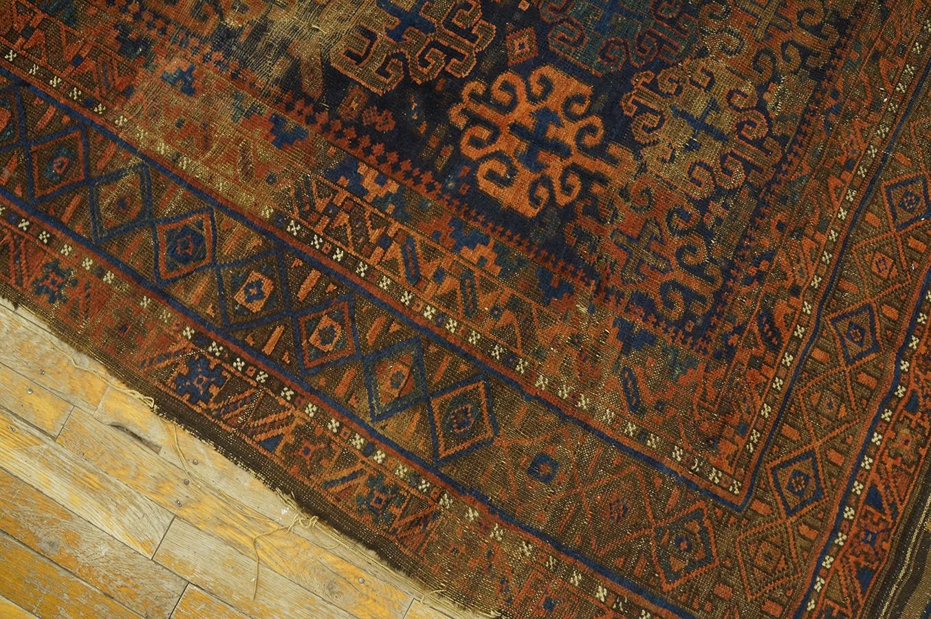 19th Century Afghan Baluch Main Carpet ( 5' x 7' - 152 x 213 cm ) For Sale 3