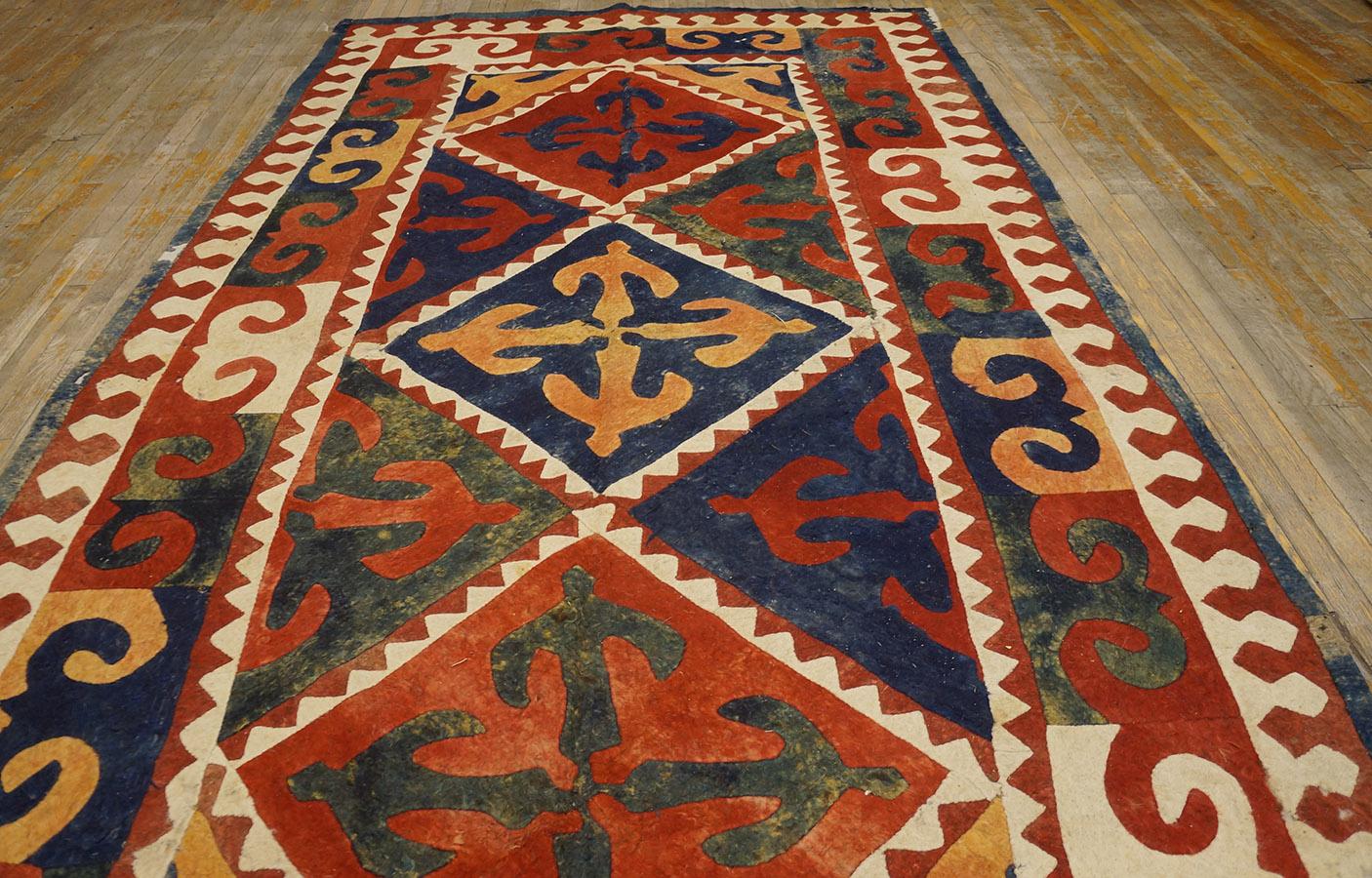 Hand-Woven Late 19th Century Kirghiz Felt Shyrdak Carpet ( 6' x 12' - 188 x 365 ) For Sale