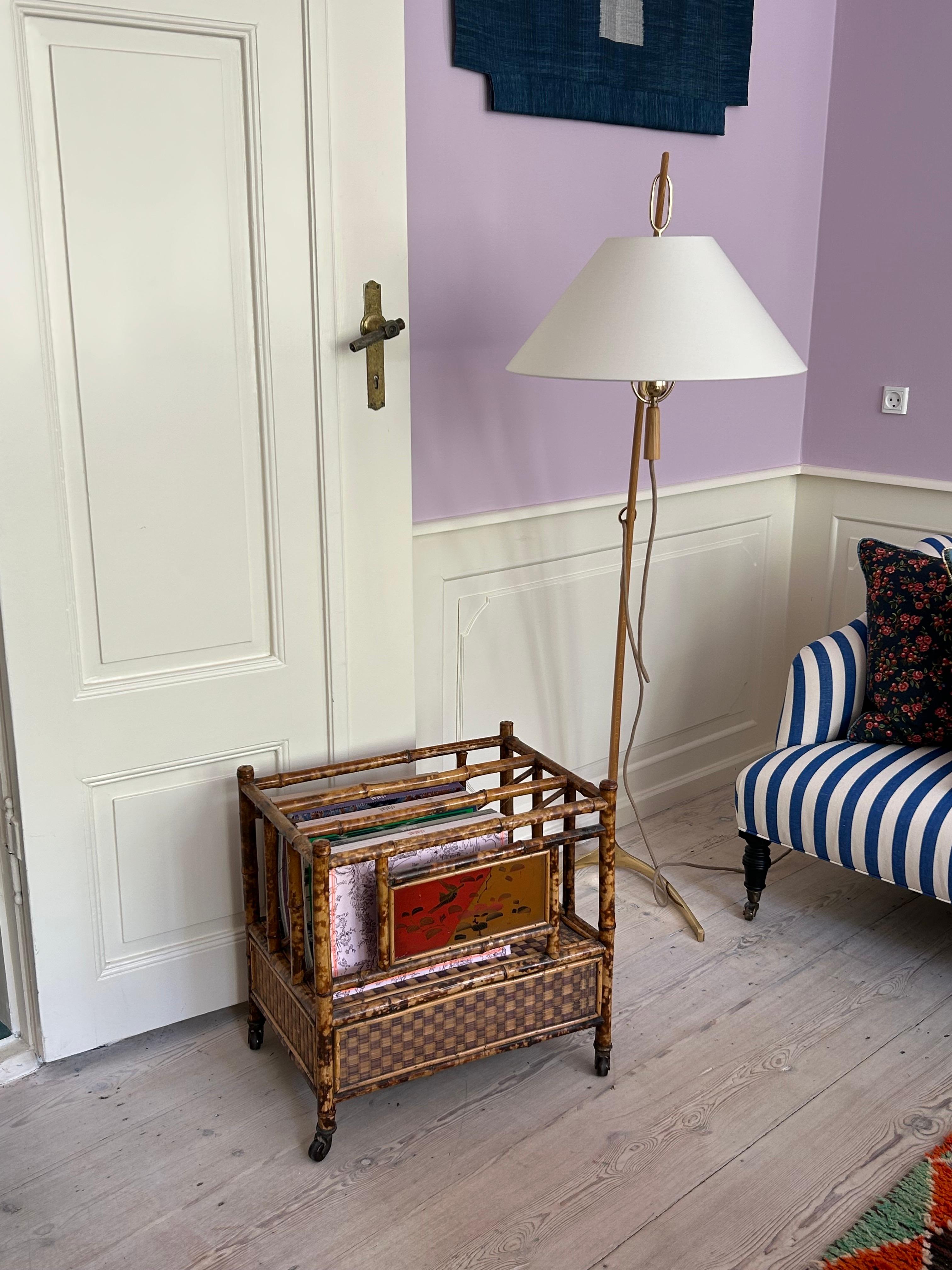 English Antique Bamboo and Rattan Magazine Rack with Chinoiserie, England, 1890s For Sale