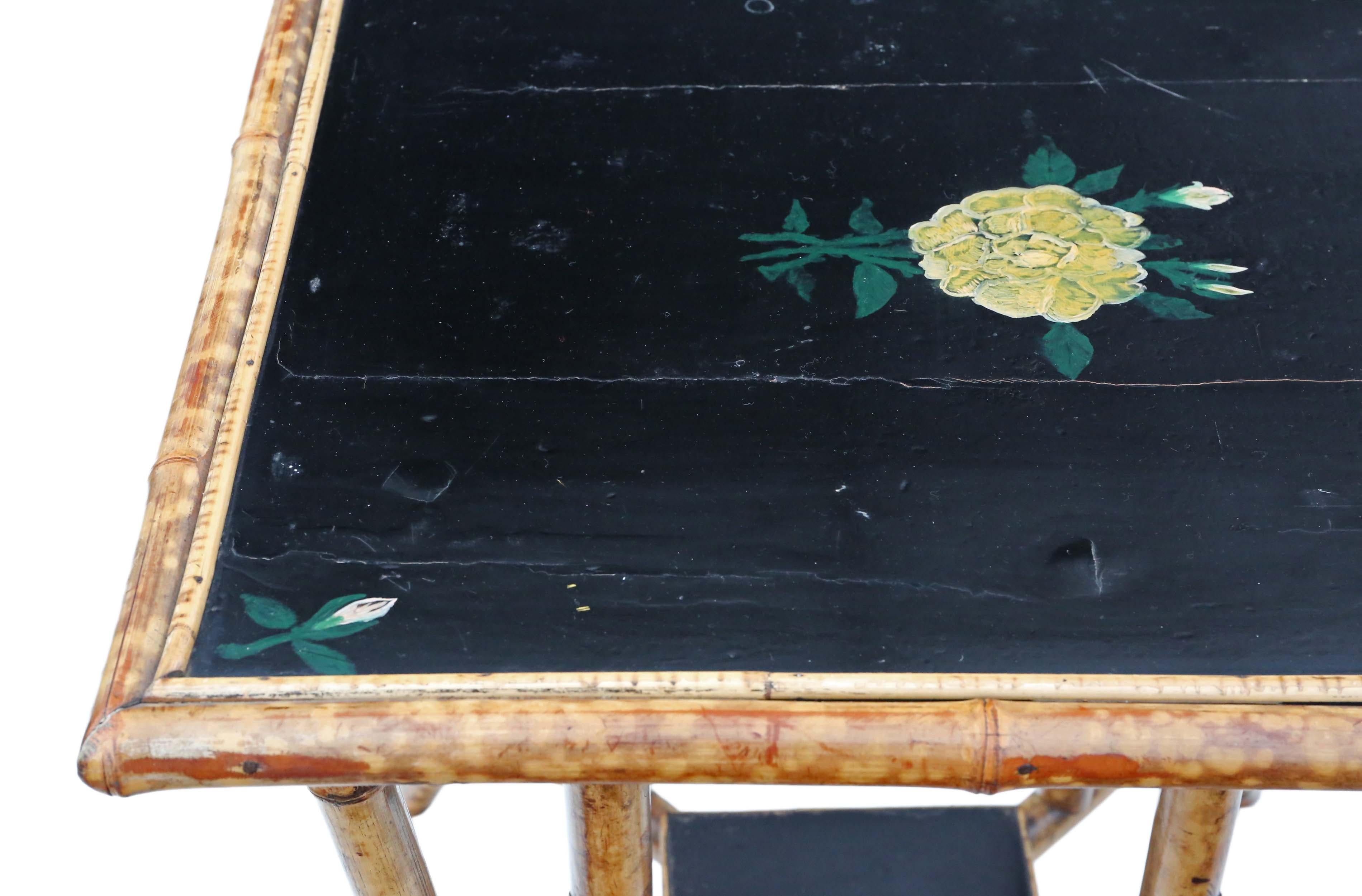 Antiker, antiker, schwarzer Bambus-Fenstertisch mit Lack (Lackiert) im Angebot