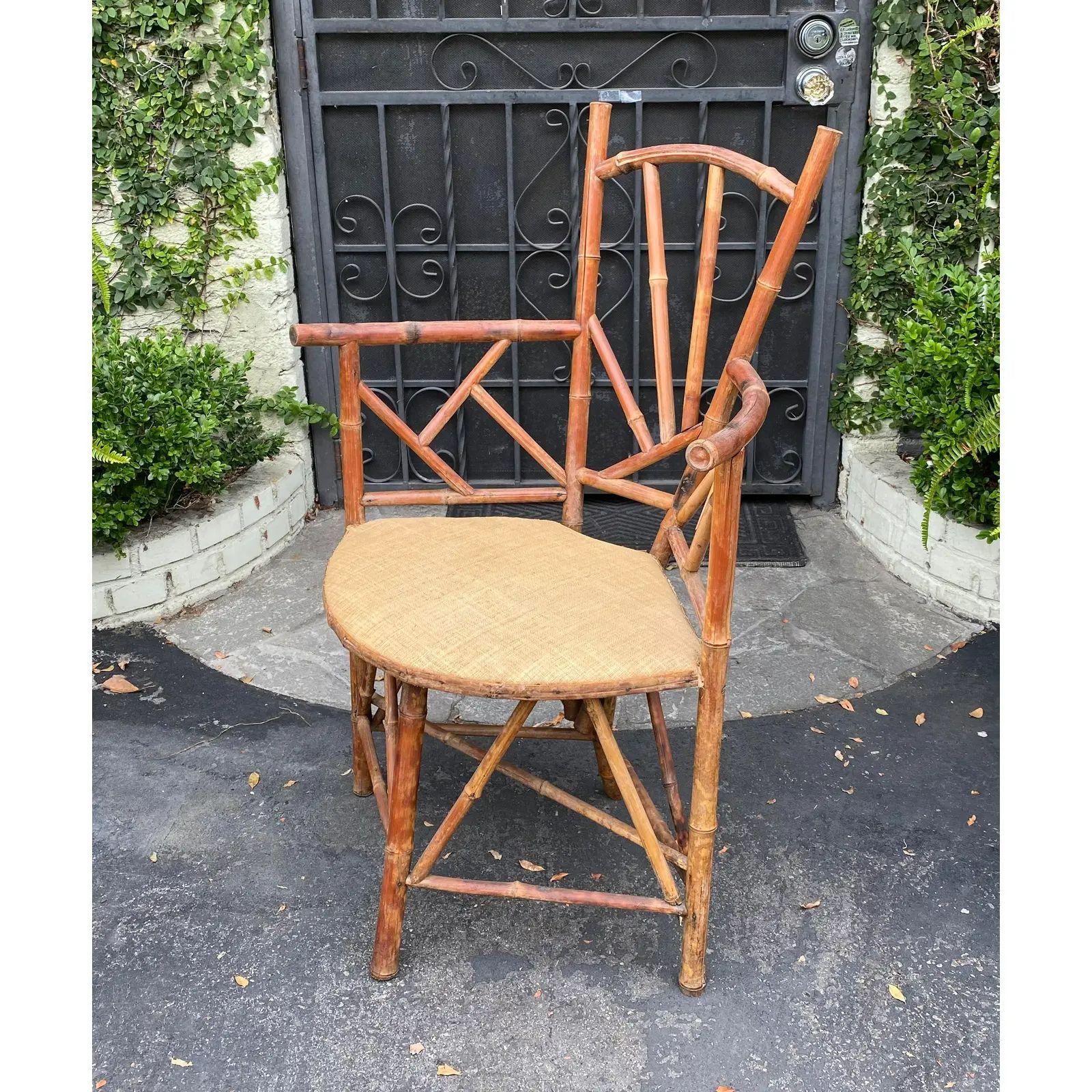 Rare antique 19th century bamboo corner chair. Superb quality and in excellent condition.

Additional information: 
Materials: Bamboo
Color: Brown
Period: 19th Century
Styles: Asian, English, French
Number of Seats: 1
Item Type: Vintage,