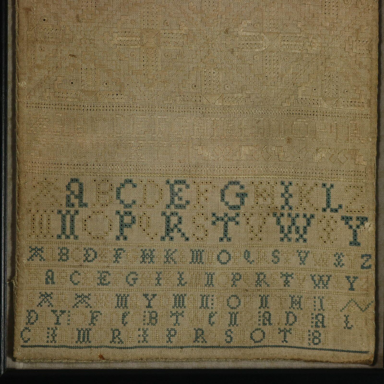 Antikes Bandmustertuch, 1693, von Sarah Maydman (Seide) im Angebot