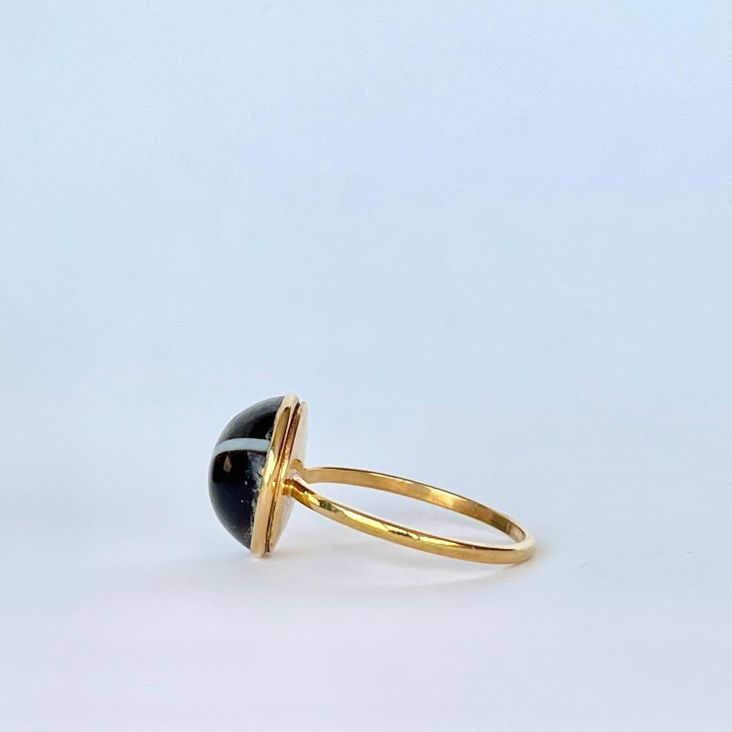 Cabochon Antique Banded Agate 9 Carat Gold Ring For Sale