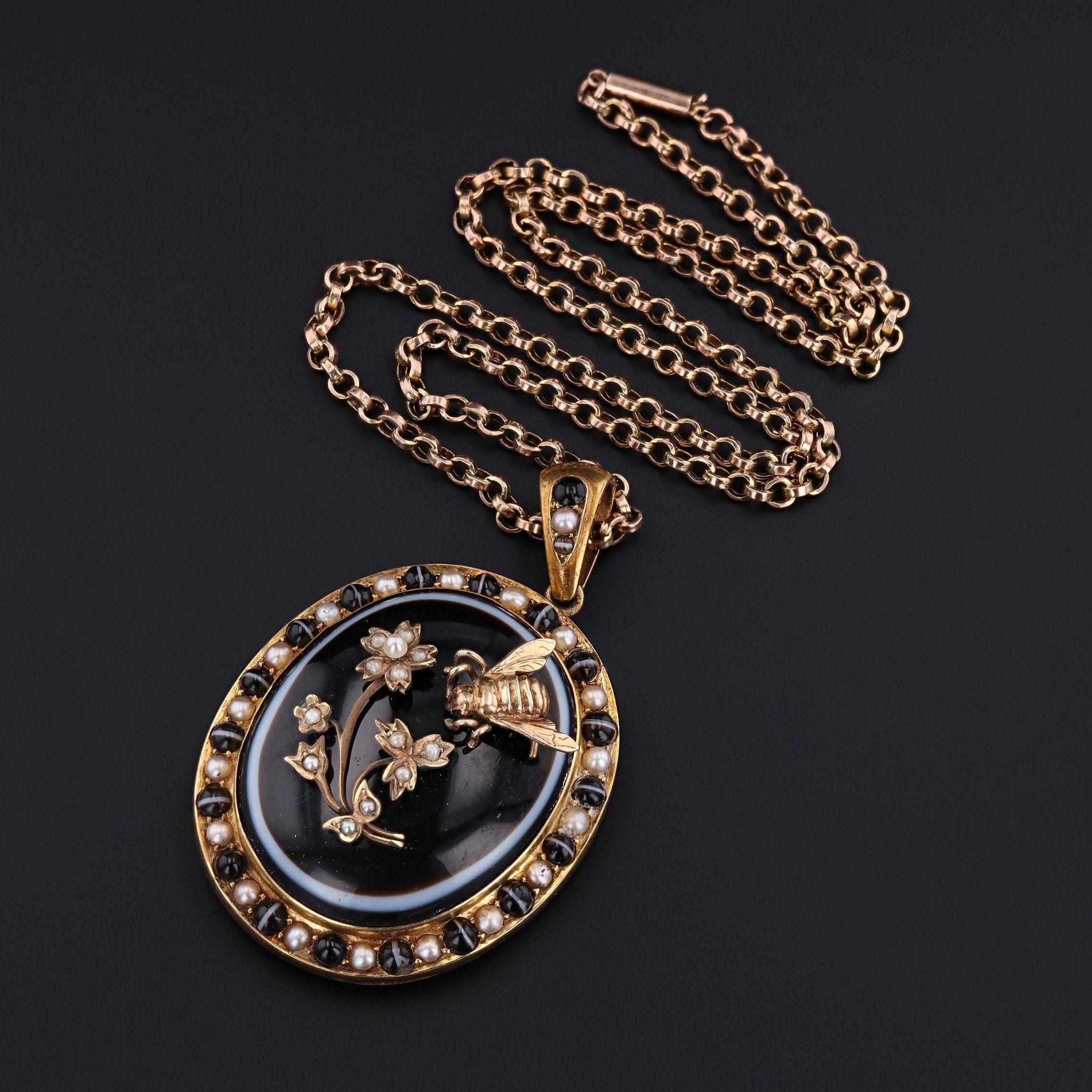 Vittoriano Collana antica di agata e perle a fascia in vendita