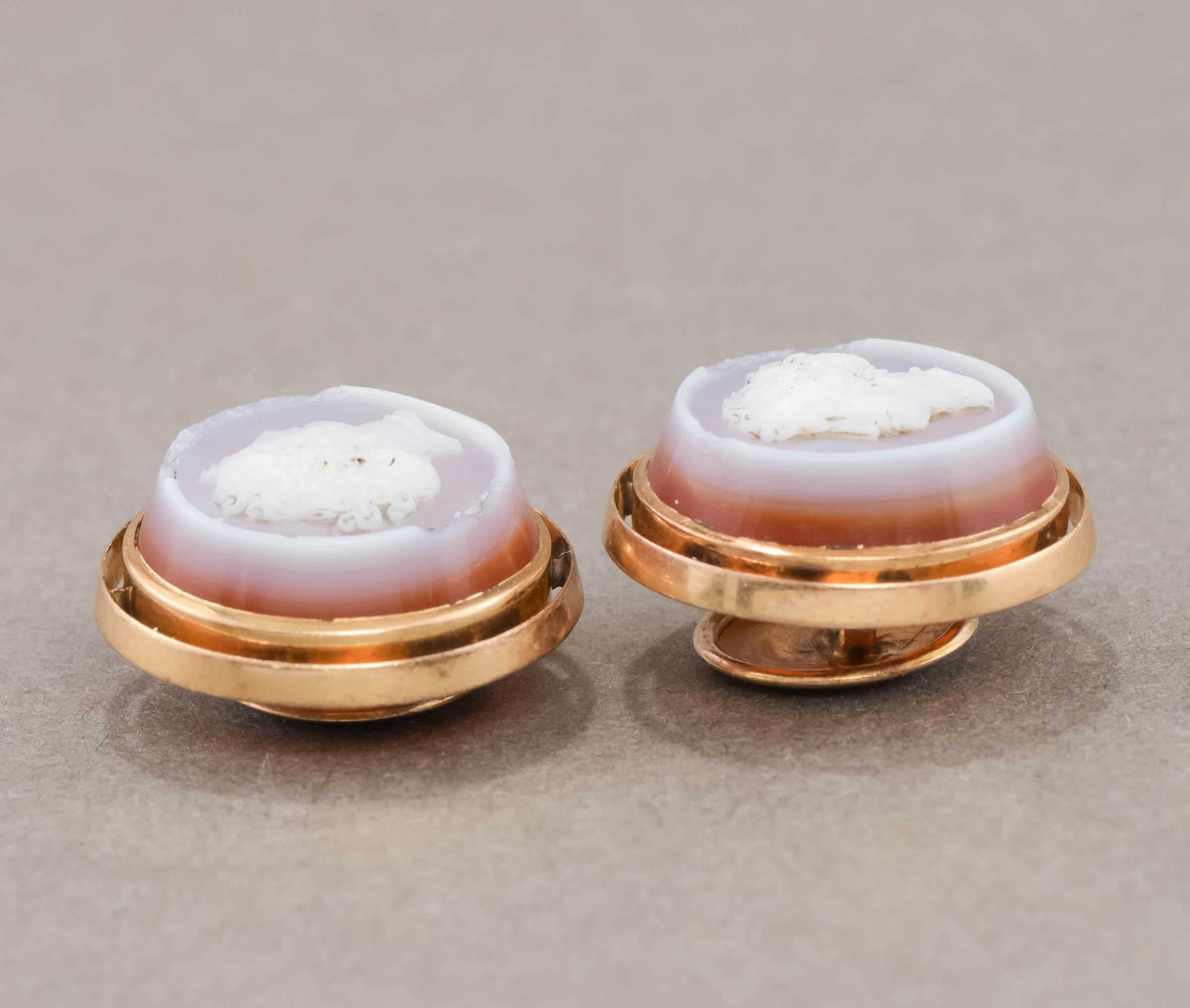 Antique Banded Agate Cameo Cufflinks or Buttons in 14K Gold with Monogram For Sale 2