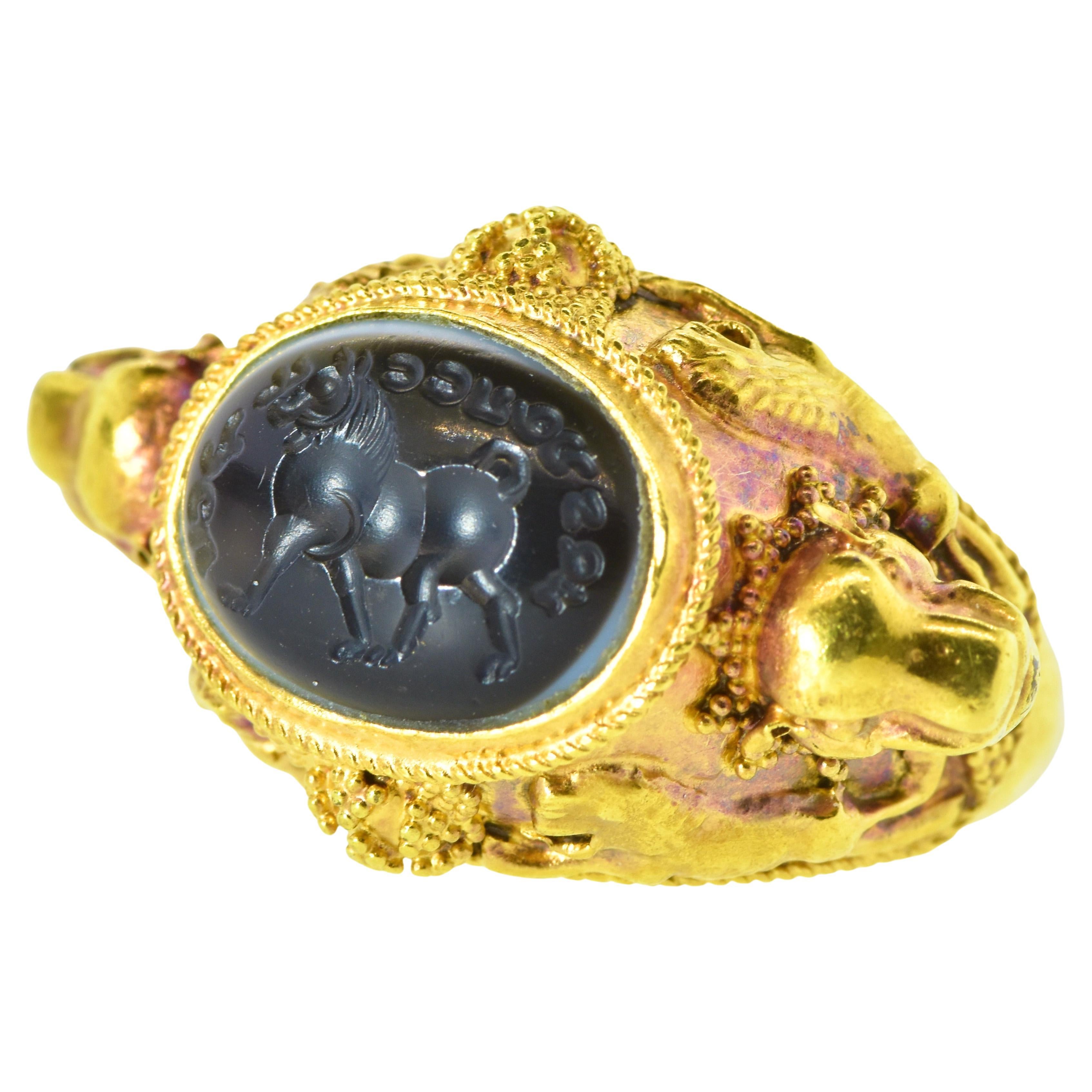 Antique Banded Agate Intaglio Within a Rare 22k Ring, C. 1800 4